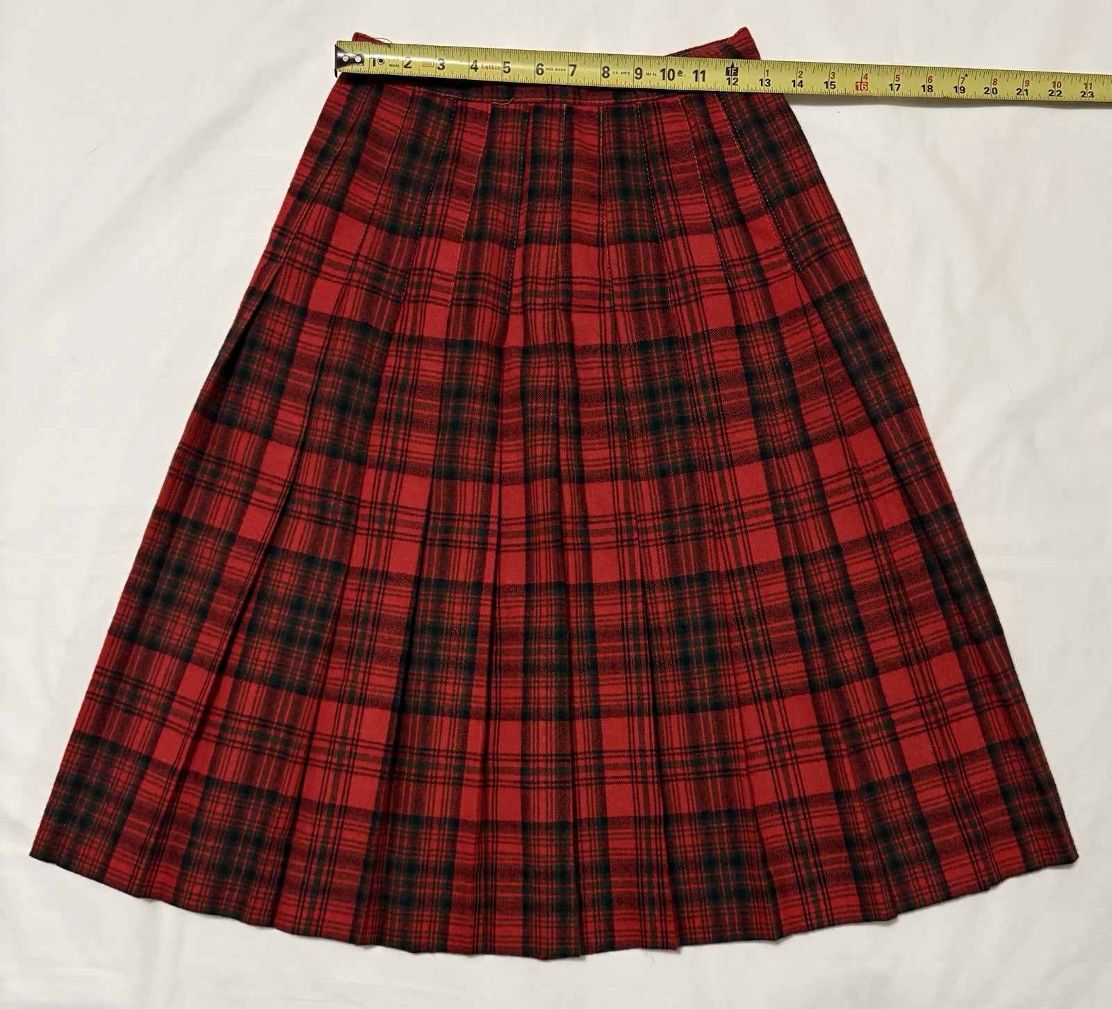 Vintage Prestige of Boston Long Maxi Skirt Red Tartan Wool Size 8 Plaid USA