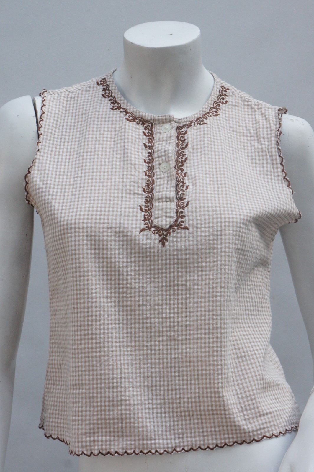 Vintage 90s 50s Style Embroidered Brown and White Gingham Top Sleeveless Blouse