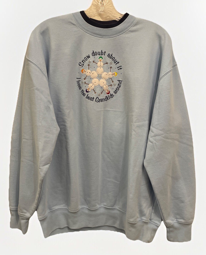 M&C Sportswear Vintage 1990’s Blue Long Sleeve Christmas Sweatshirt Women’s LG