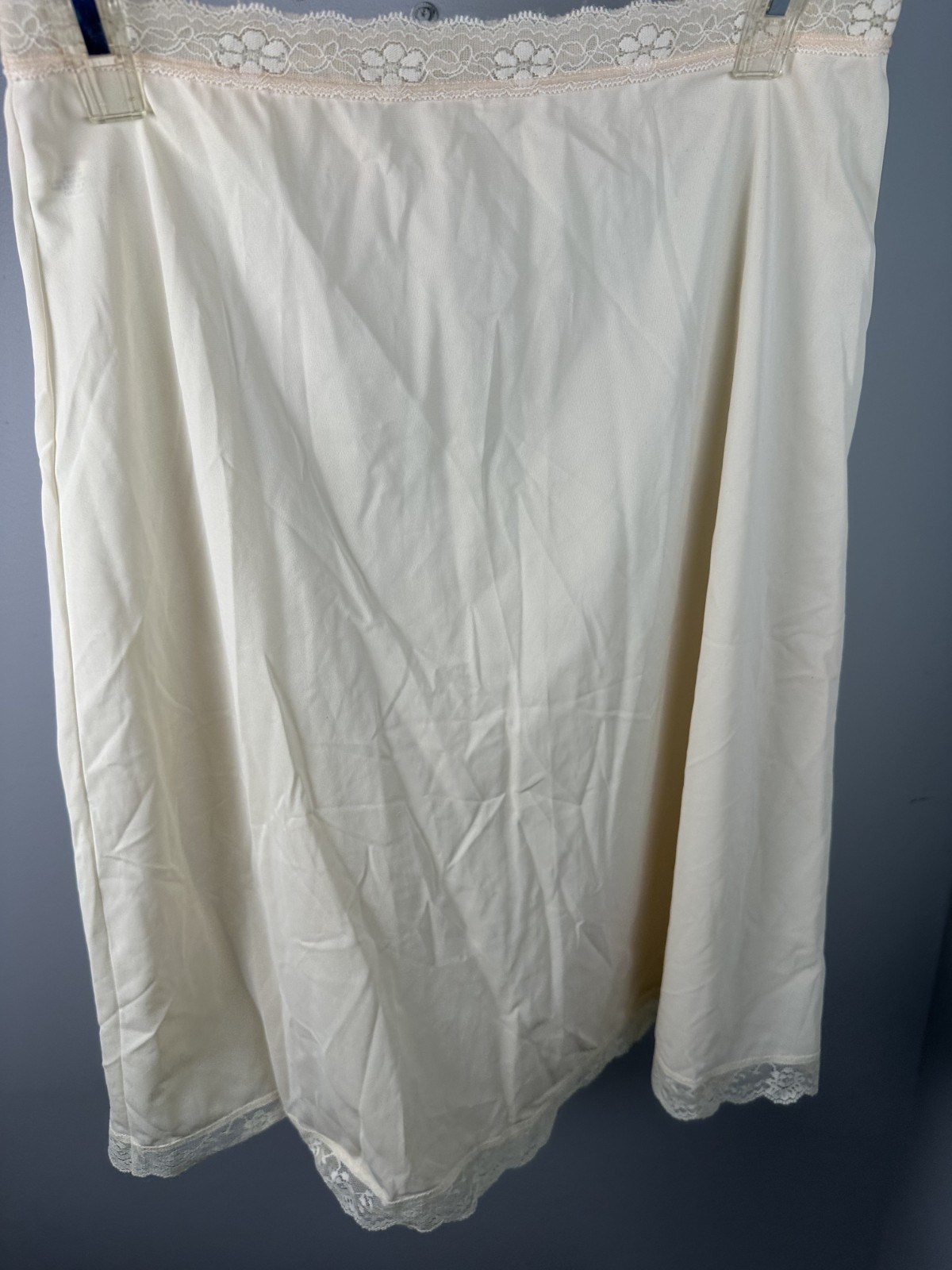 Vintage Shadowline Small 1/2 Slip Womens Cream Nylon Lace Skirt Pull On USA Made