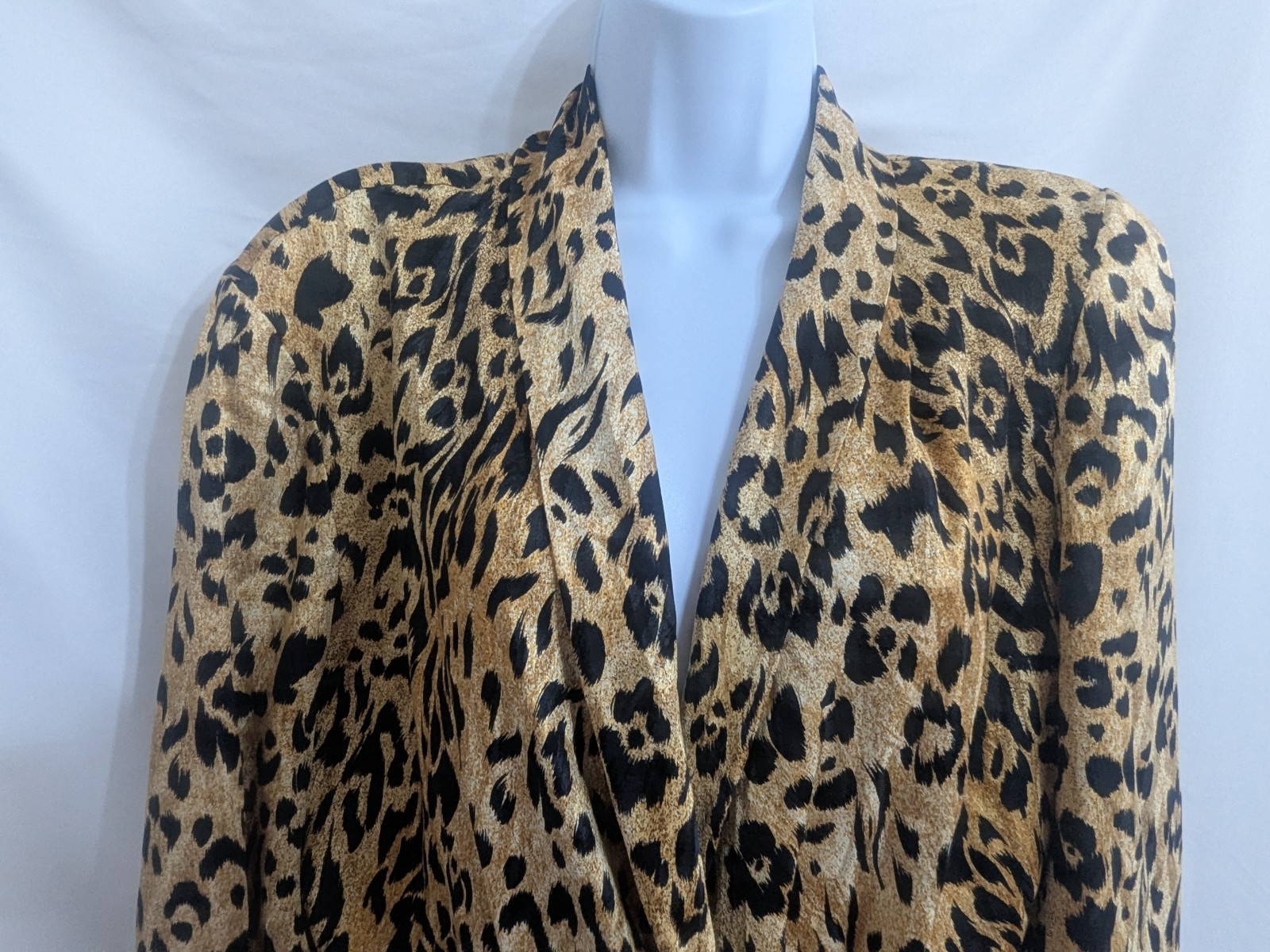 Francesca Of Damon Silk Blouse With Animal Print Women’s Size 12 Vintage