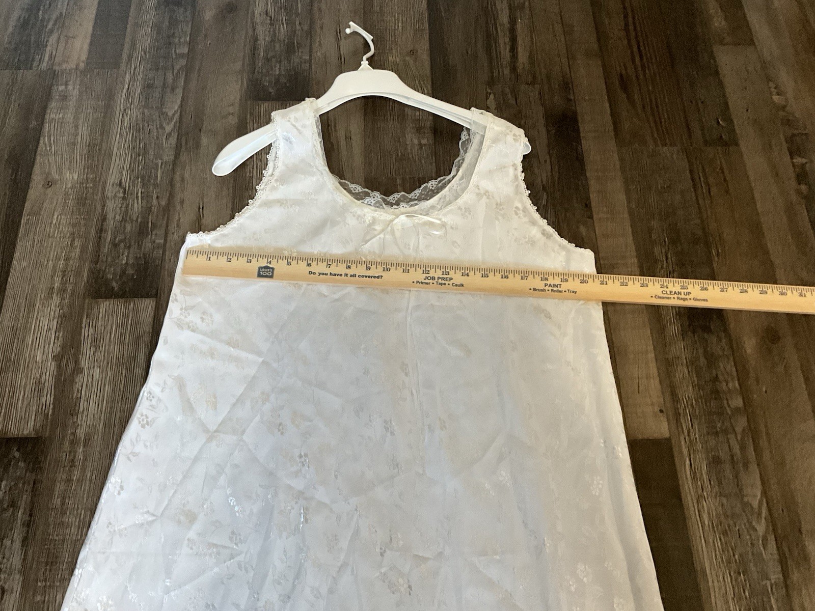 Vintage Ivory Intimate Style Satin and Lace Night Gown Large Ankle Length