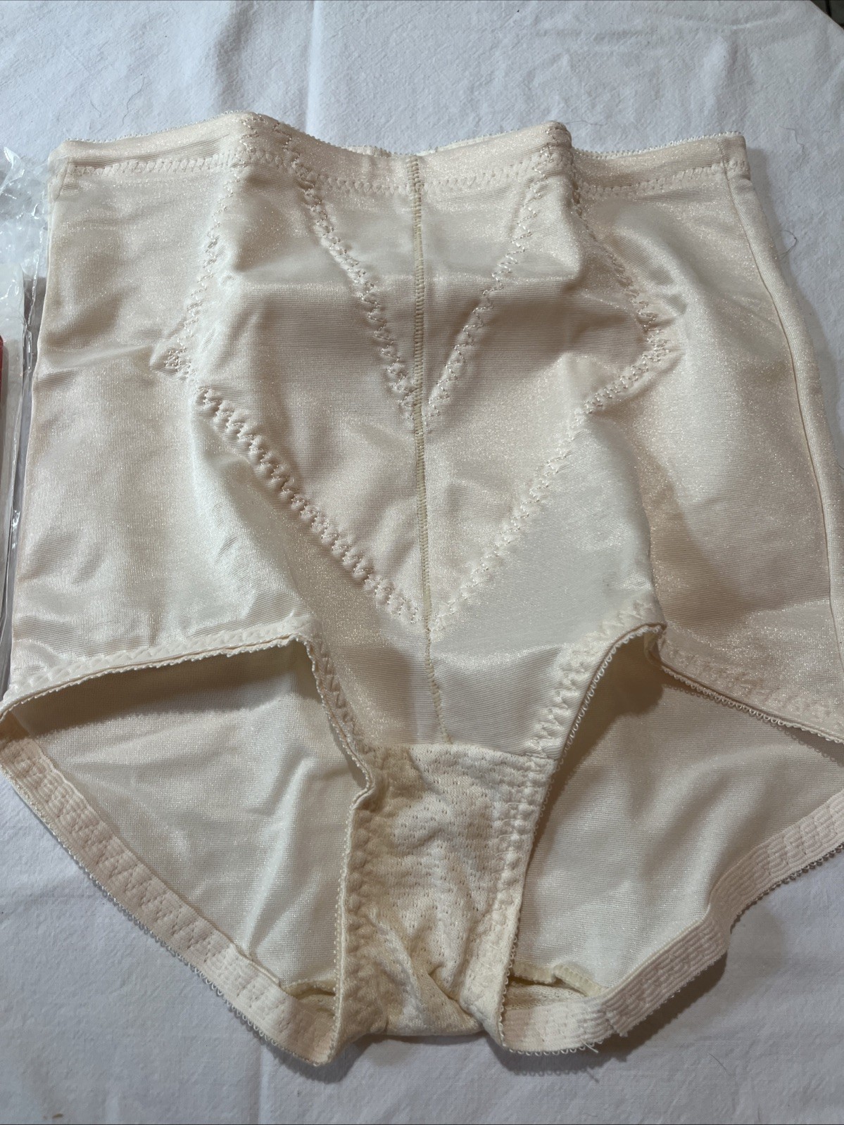 VTG NIP Back Seam High Waist Panty Tummy Shaper Medium Shiny Brief Girdle