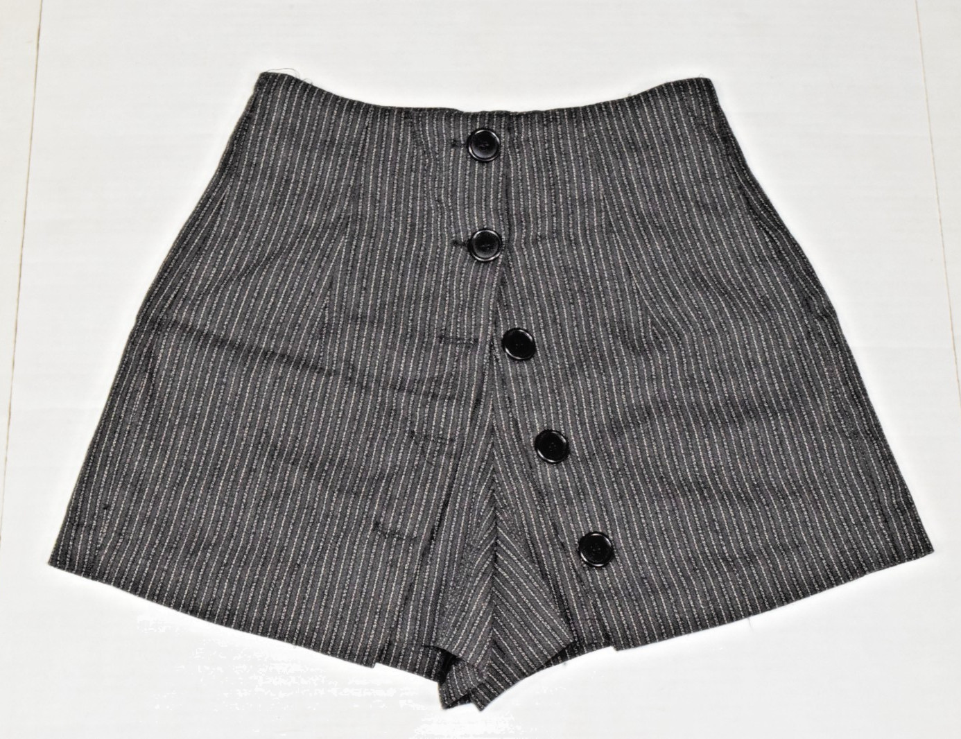 Vintage Mini Skort Shorts Clothes Circuit Size 7 90s Pin Stripe Lined Made USA
