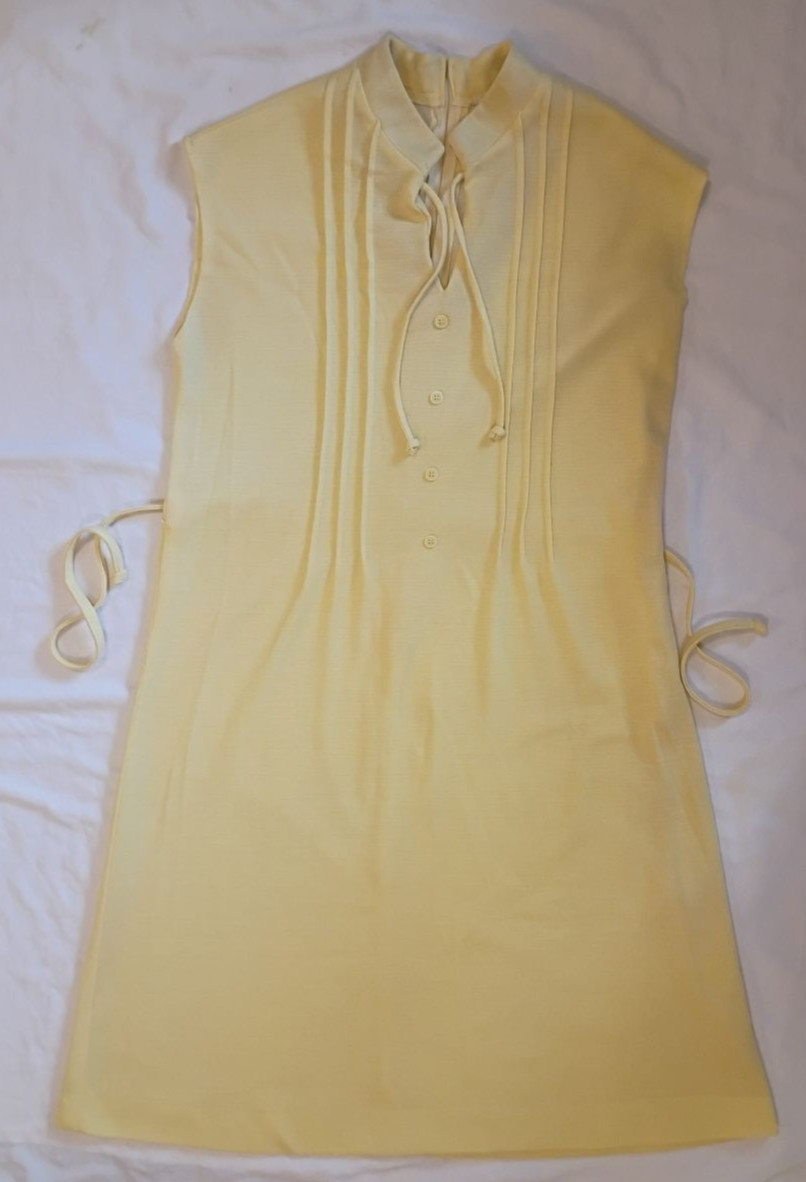 VTG 50s 60s Lemon Yellow Short Sleeve Midi Dress Go Go Mod – Fits Like Med