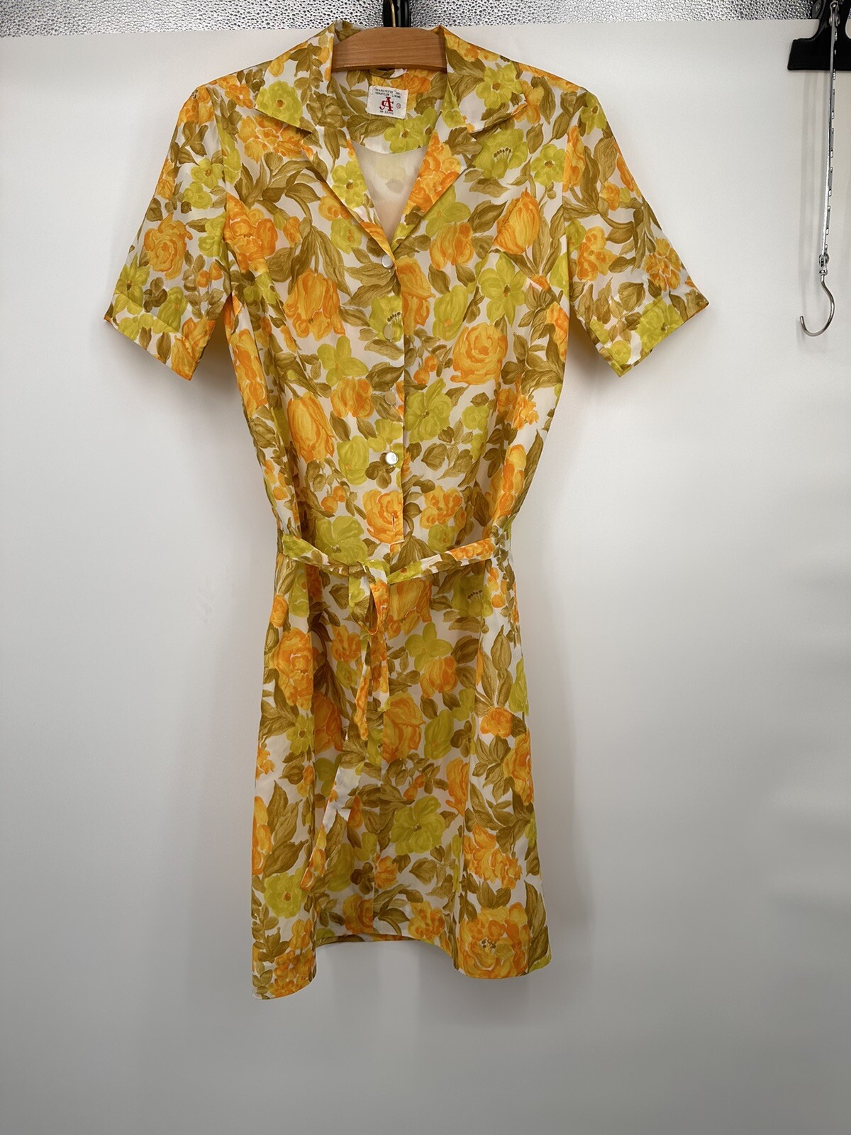 Vintage Ca 1960s sleeveless yellow lemon colors belt multicolor nylon dress