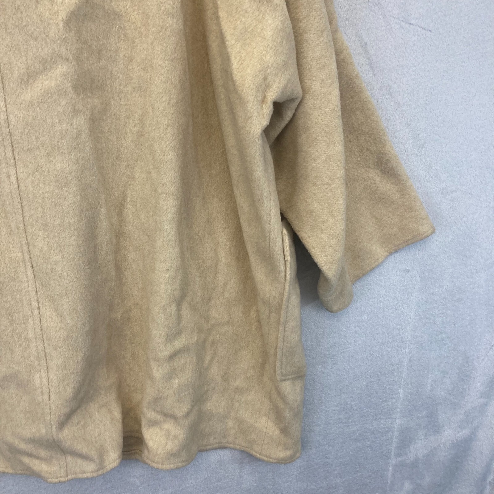Vintage Central Park Oversized Wool Cape One Size Lagenlook Cowl Wrap Beige RARE