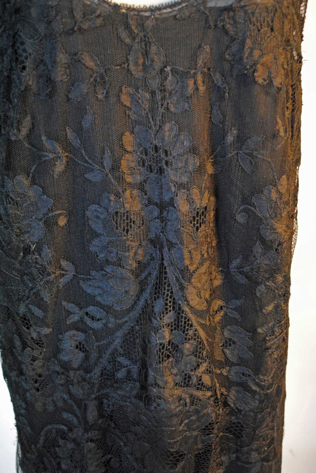 VINTAGE FLORAL BLACK ALENCON NET LACE PARTY DRESSES, CIRCA 1935s
