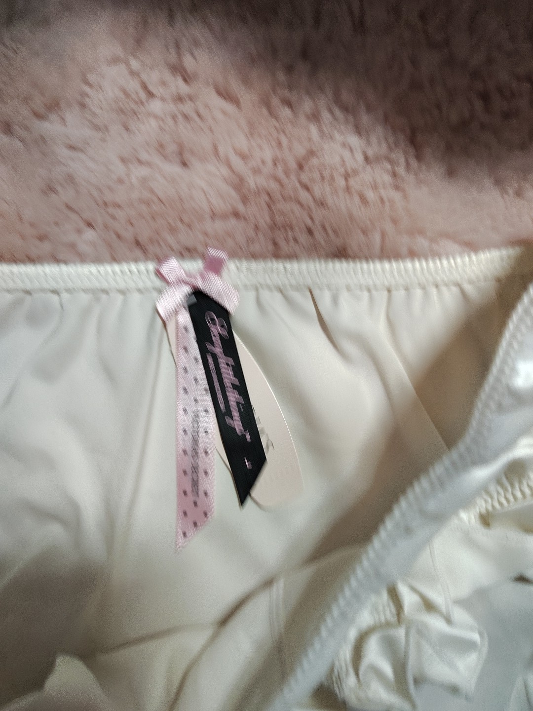 Rare Vintage Victoria’s Secret Sexy Little Things Woven Flutter Hipsters