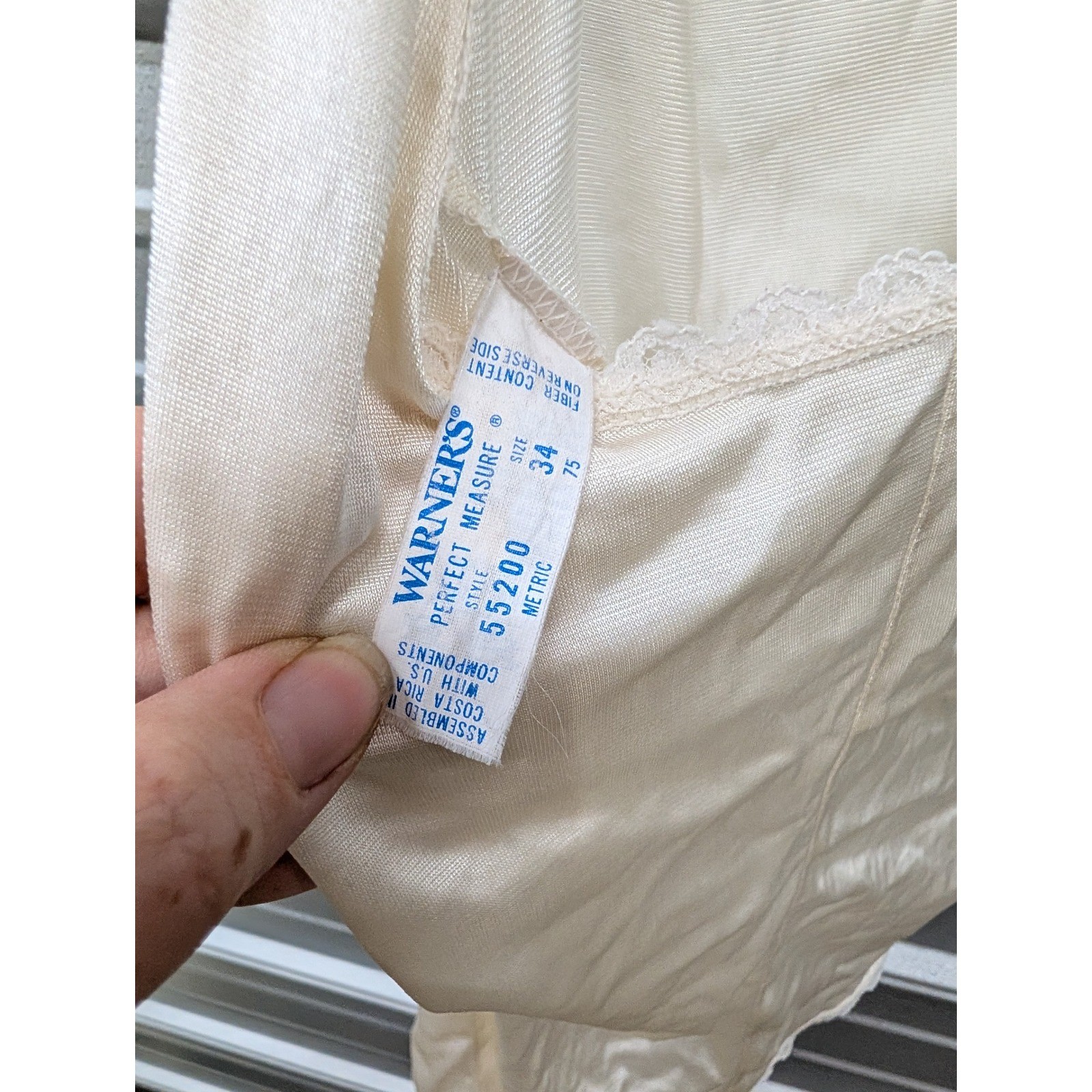 Vintage Warners Perfect Measure Cream Lace Trim Camisole Top Ivory- S
