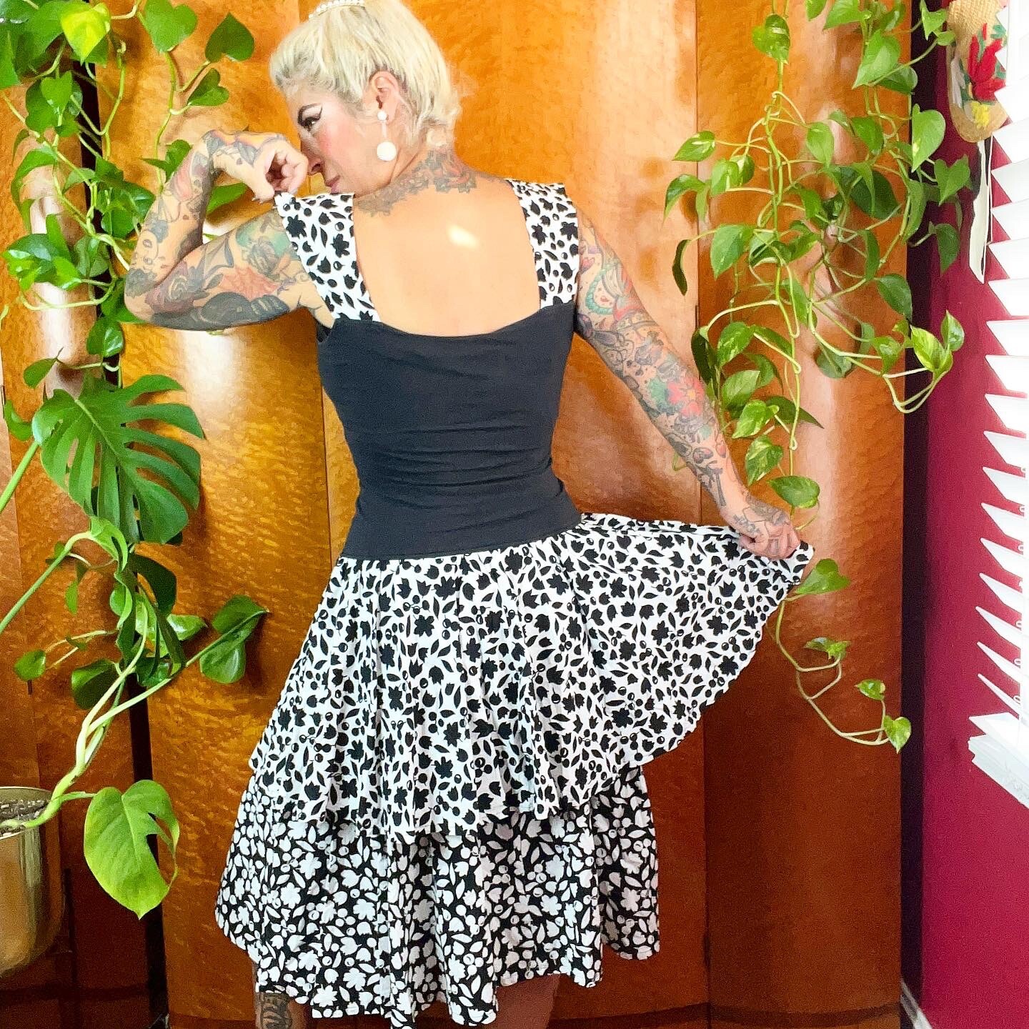 CHERRY PRINT Black & White Cotton 80’s 80s Italian Vintage Dress Sundress S M