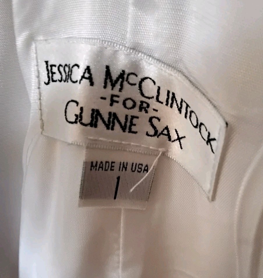 Vintage Gunne Sax Jessica McClintock White Gown w/ Rhinestones On Bodice Size 1