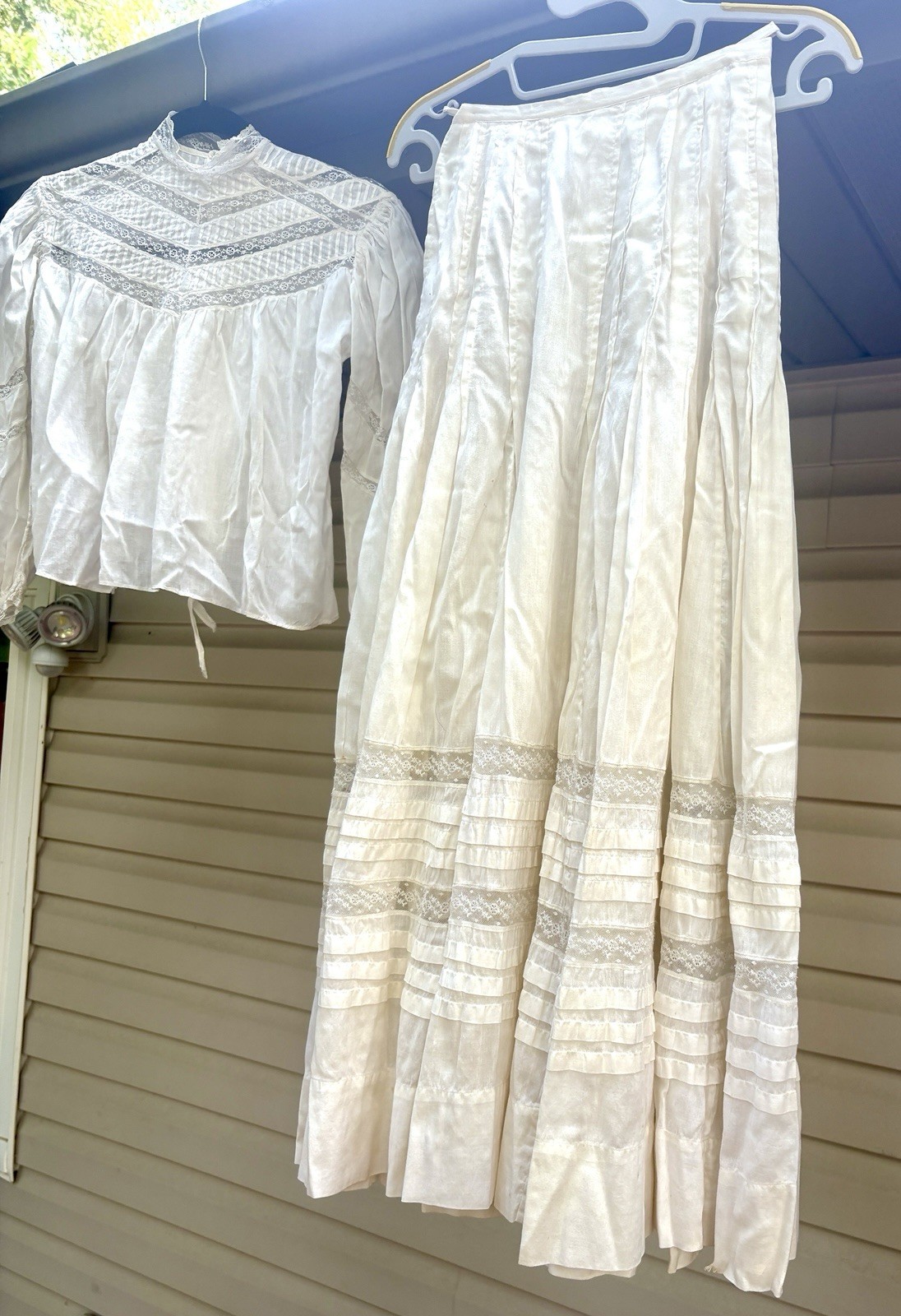 Antique Edwardian Wedding/Lawn/Tea Dress Ivory Cotton Lace Embroidery Small 2pc