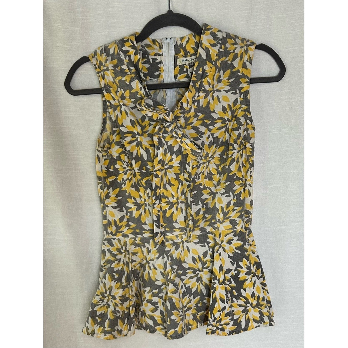 Vintage Circa 2000’s Anthropologie Sleeveless Floral Peplum Top in 100% Cotton