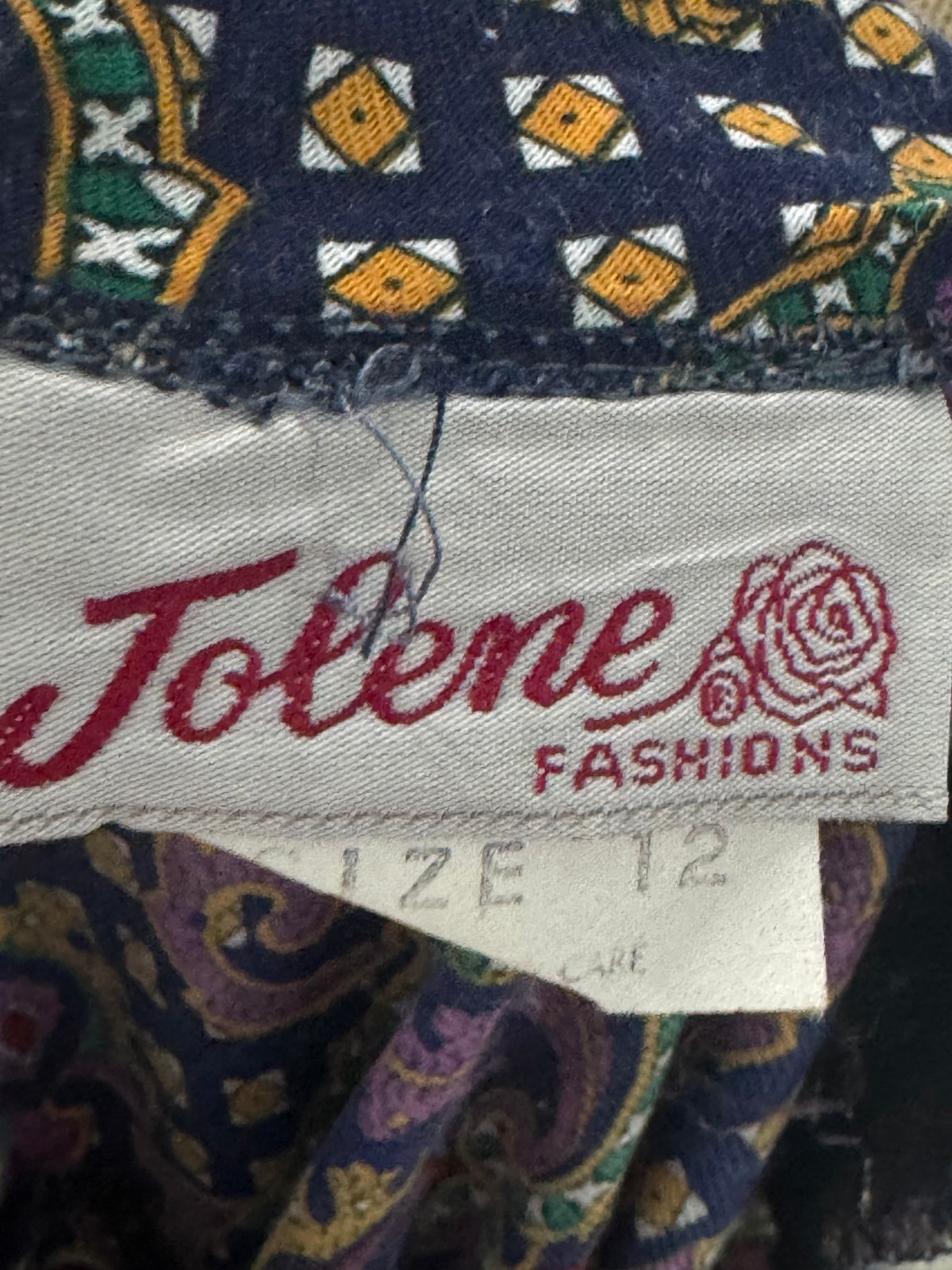 Vintage 1970s Jolene Fashion Purple Paisely Pussy Bow Blouse Size 12