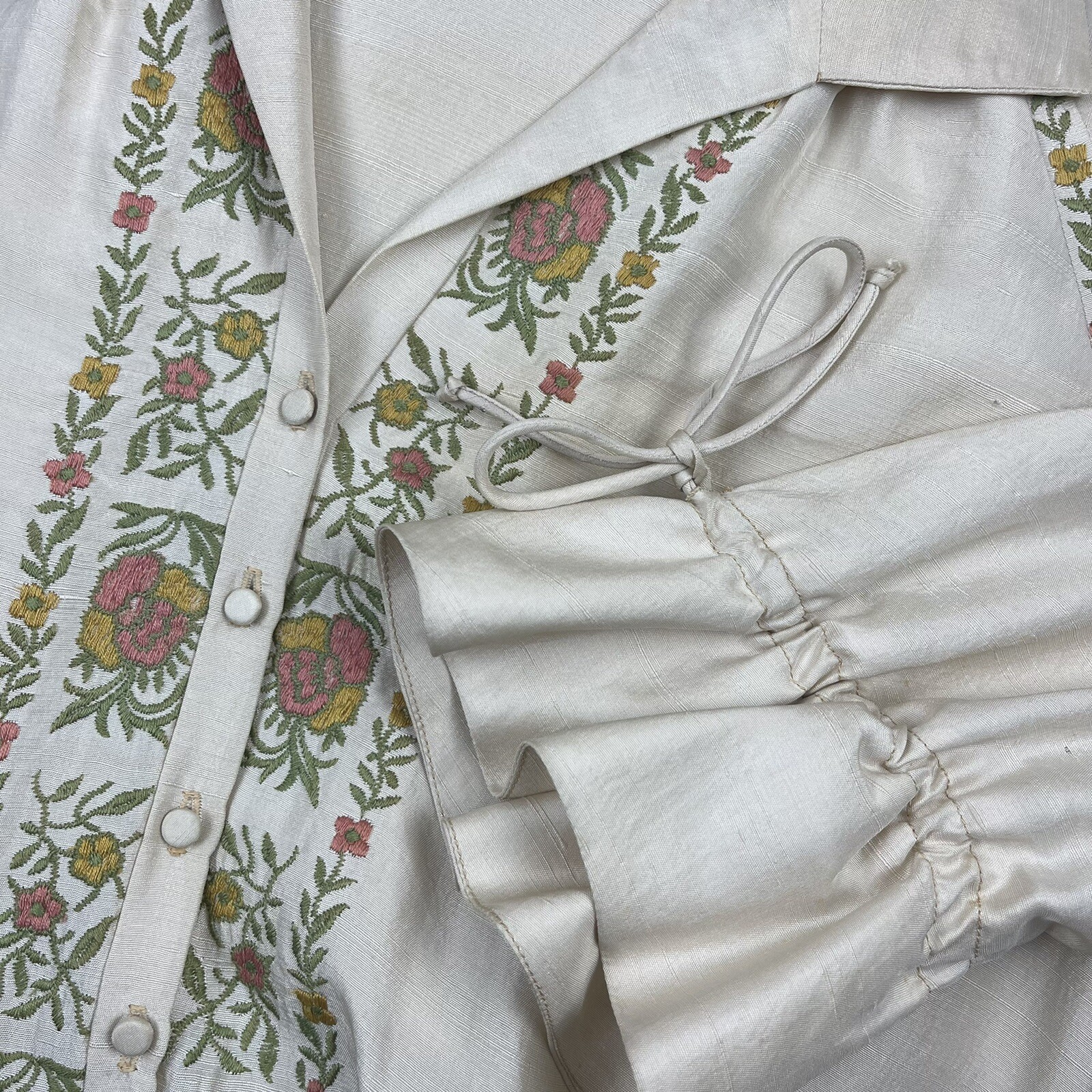Vintage l 70s M Carlye Silk Floral Embroidery Ruffle Tie Cuff Pockets Belt Dress