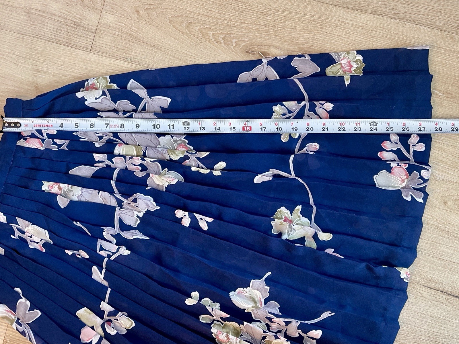Vtg 70s Patty Woodard California Navy Floral Pleated Midi Skirt XXS 23-24″ Waist