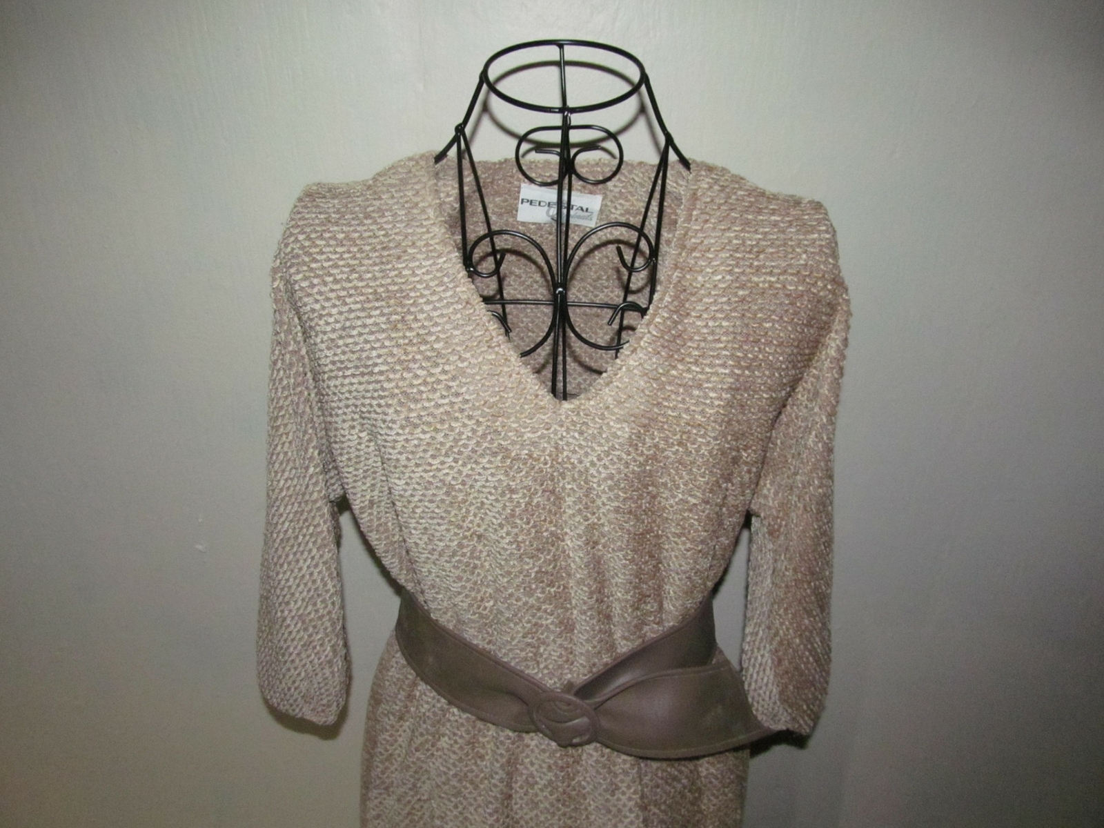 Vintage 70s 80s S Dress V Neck Dress Tan Brown Belted Dolman Hippie Pedestal