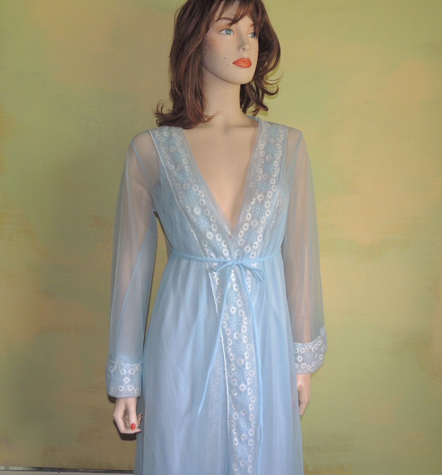 60s 70s Stardust Lingerie Nylon & Lace Peignoir Set Nightgown Robe Light Blue