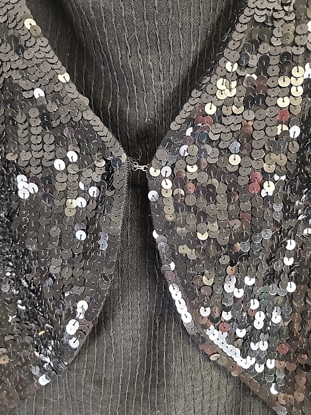 VTG Adrianna Papell Evening Essentials Black Cropped Sequined Bolero SZ S