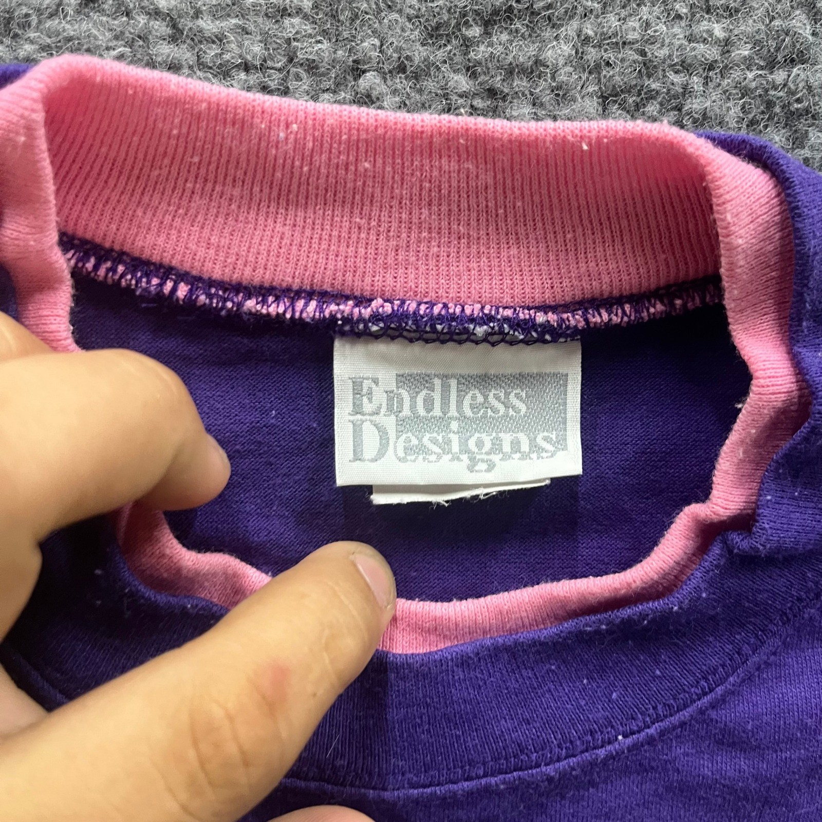 Endless Designs T-Shirt Womens Size M Purple Heart Floral Puff Print USA Vintage