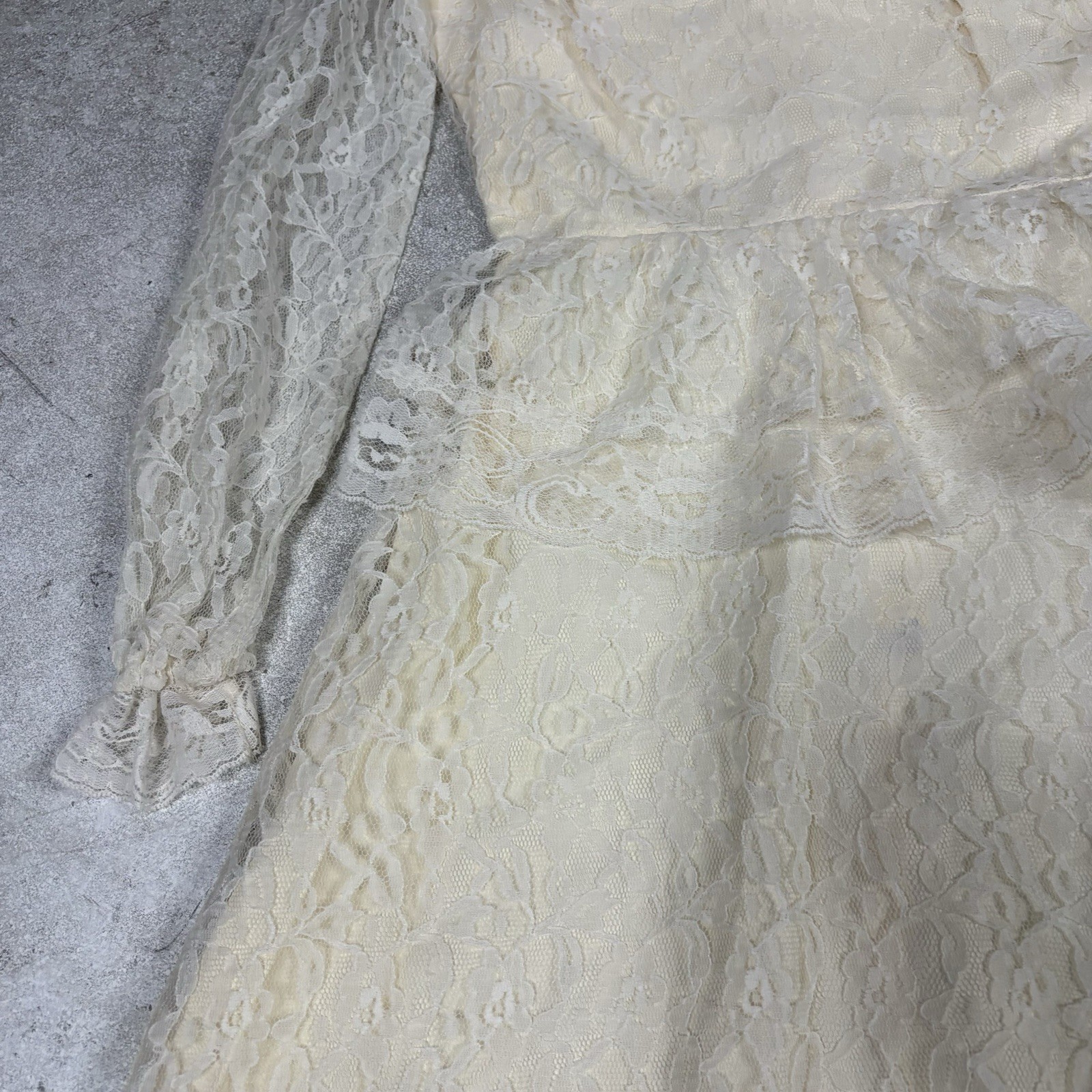 Vintage 1970s Bohemian Whimsical Prairie Lace Ivory Dress Size 8/9 Cottagecore