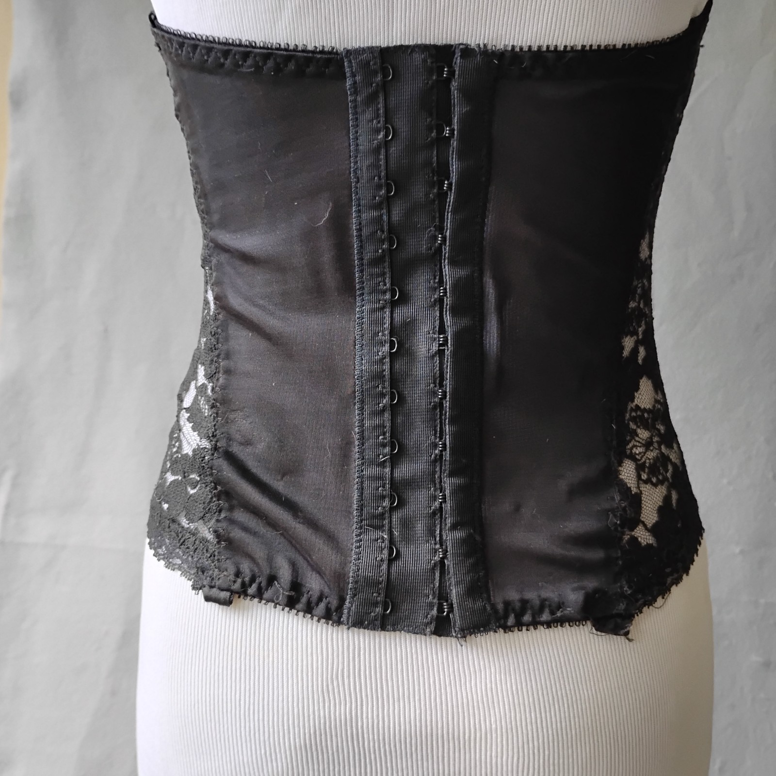Vtg Dolores Promise by Poirette Black Lace Bustier Top Boned sz 34 USA Union