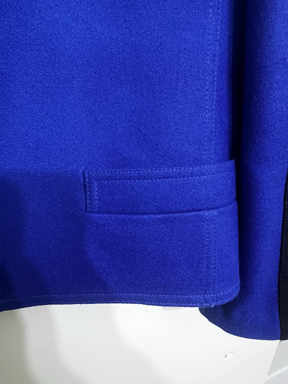 Women’s Vintage Louis Feraud Blazer Jacket Blue Black Size 4 Open Band Style