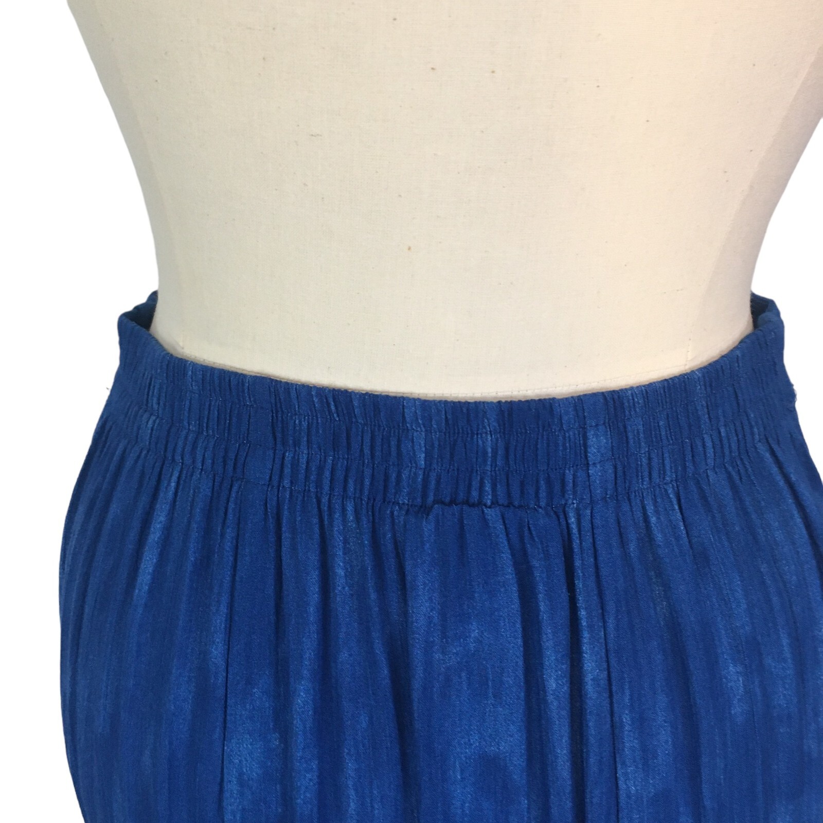 N Touch Vintage Womens Blue Rayon A-Line Midi Skirt, size 10, 26 – 30 waist
