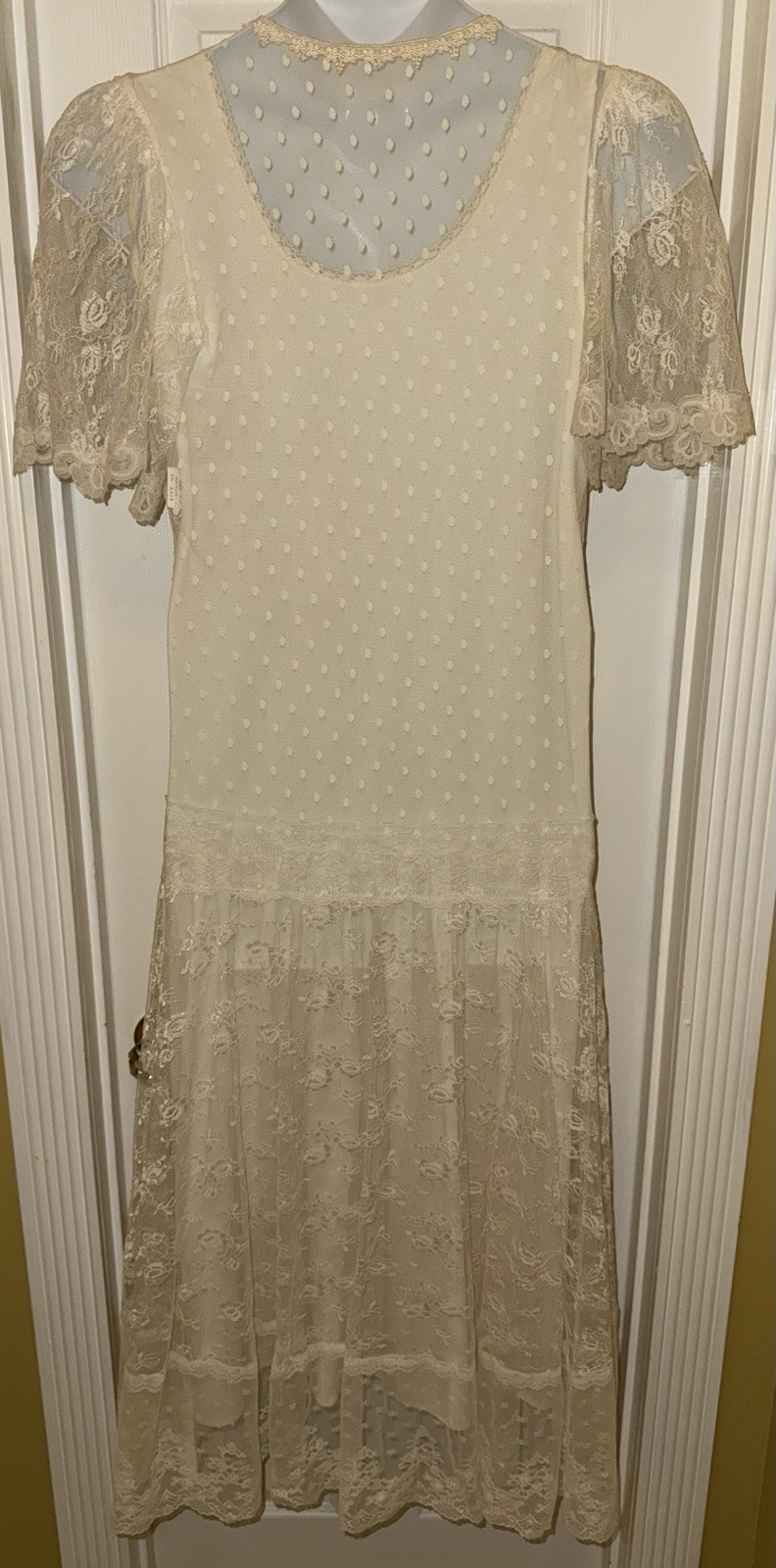 WOMENS VINTAGE VICTORIAN LACE MAXI IVORY OFF WHITE BOHO WEDDING DRESS 15 / 16