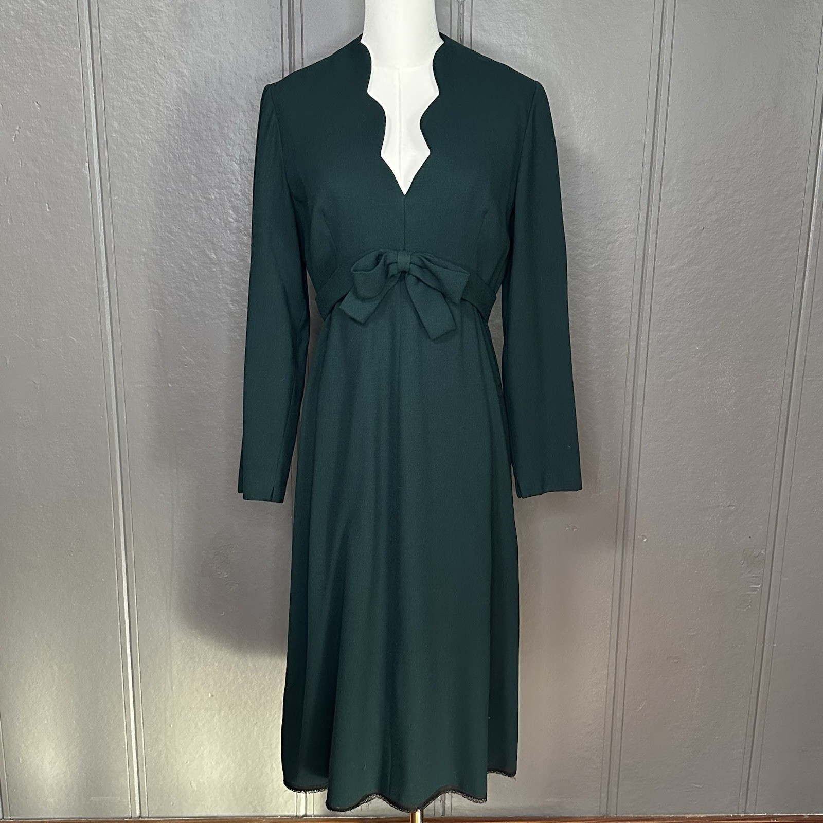 Vintage 70s Mollie Parnis Boutique Dark Green Dress