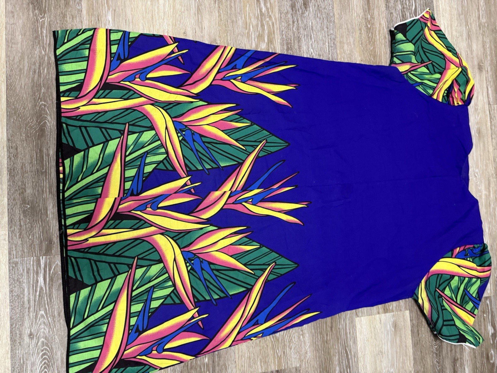VTG 70s Hawaiian Dress Muumuu Tropical Bird Of Paradise Hand Made M Sz L EUC