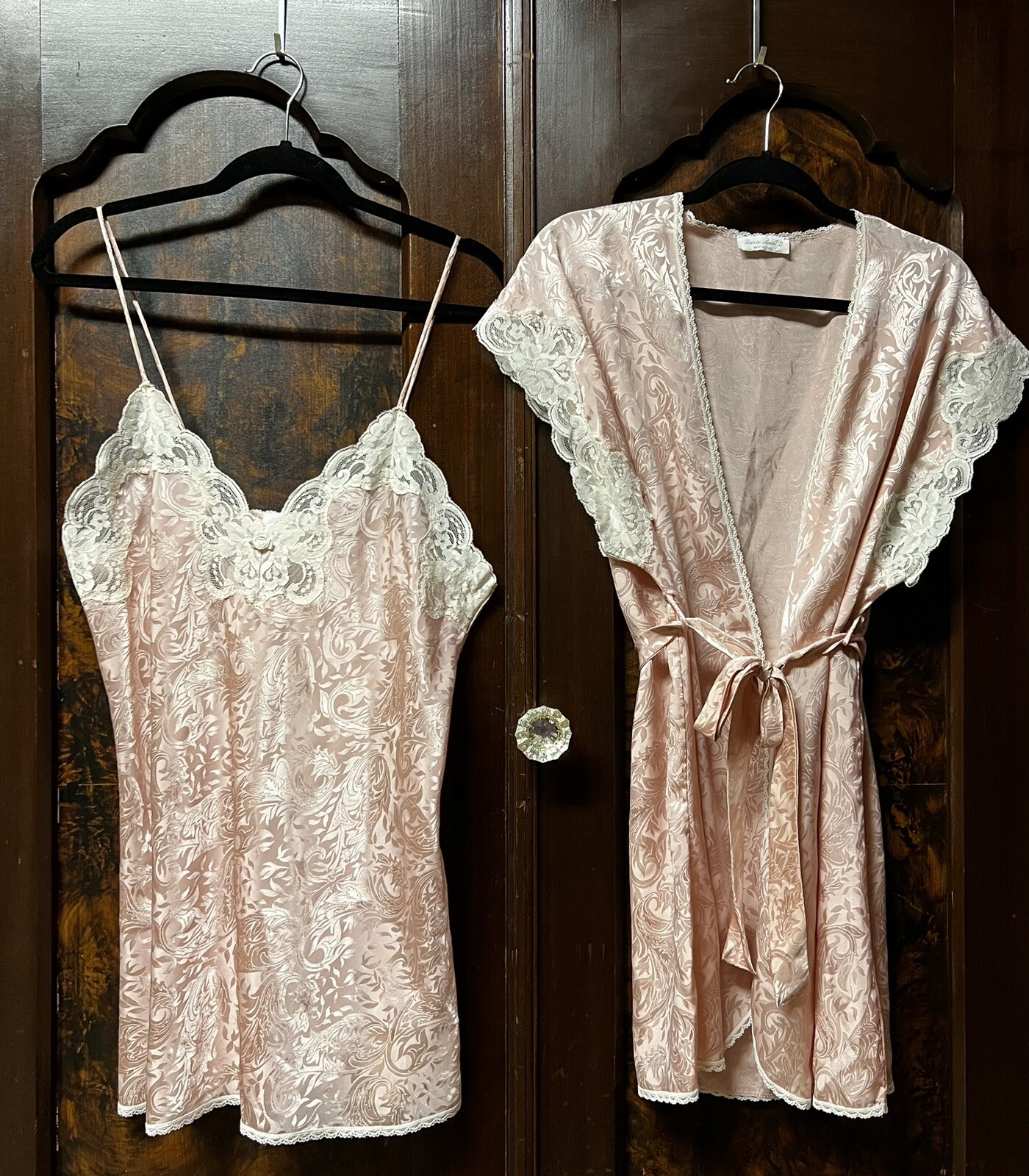 VTG LUCIE ANN II 2 Pc Chemise & Robe Sz S Short Pink Lingerie Cream Lace Trim