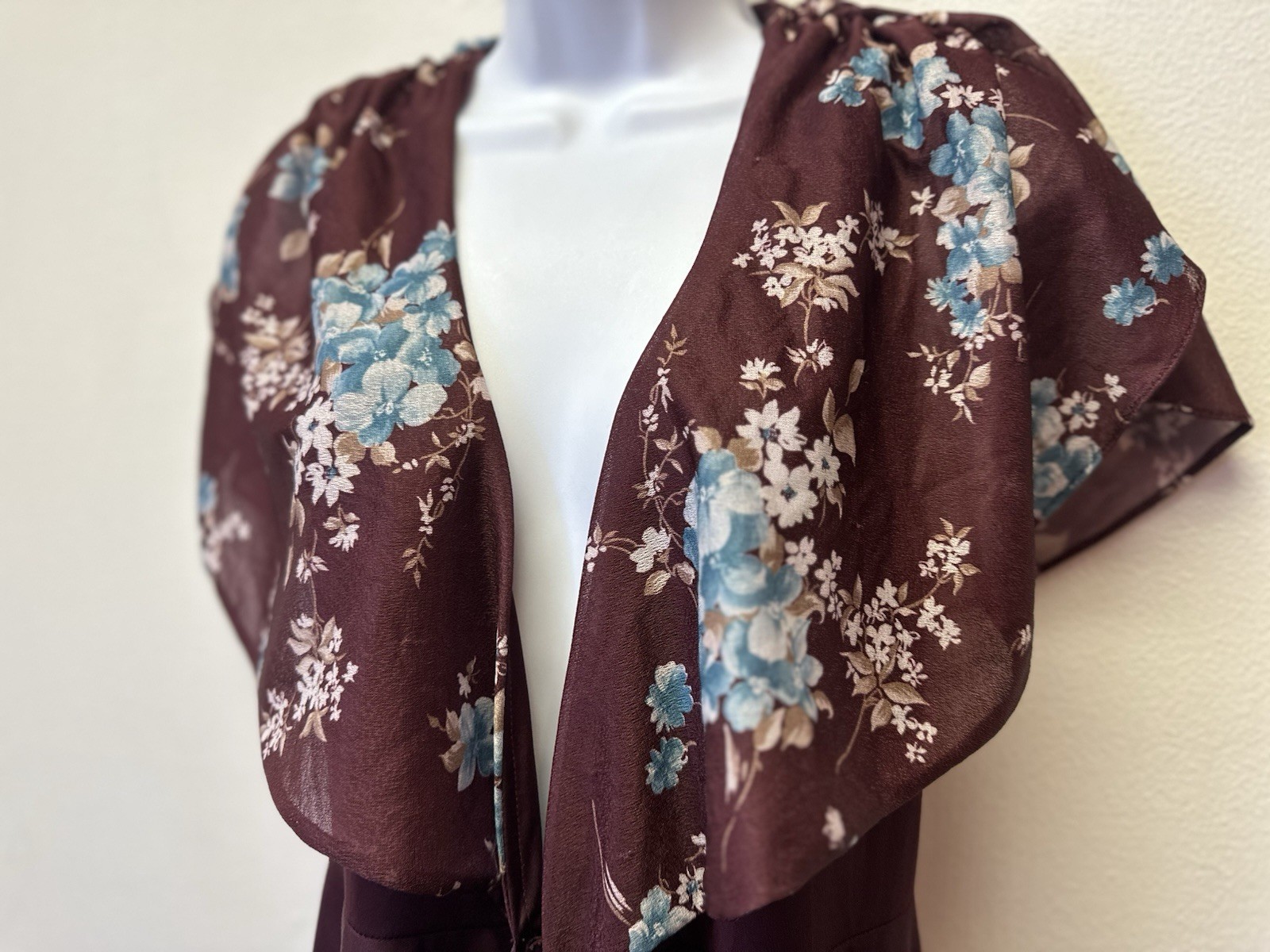 Vintage 70s Shawl Collar Poly Knit Topper Women Size 9 Boho Floral Deep V -Neck
