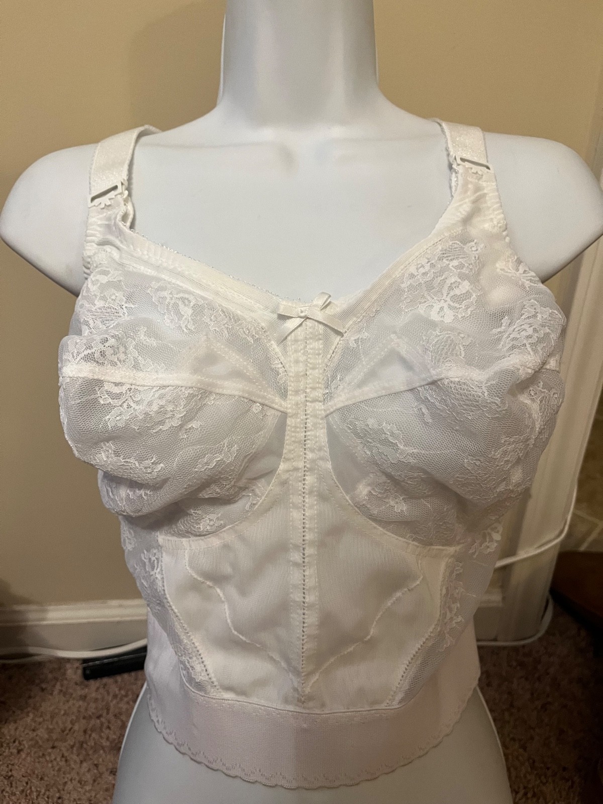 Vintage Bali Bustier Corset Bra 42DD White Lace Retro Pin-Up Bridal Model 3300