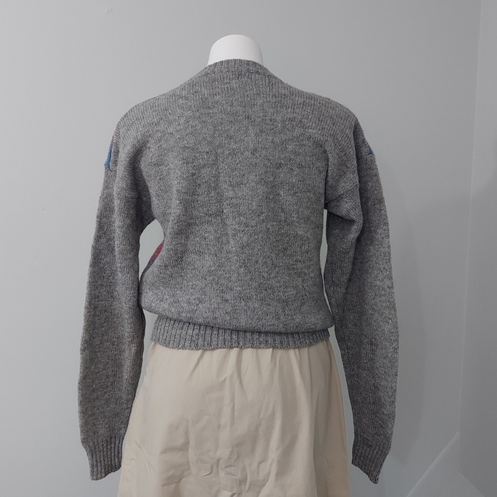 Vintage 1990s Thane Snow Flake Color Block Wool Sweater, S/M