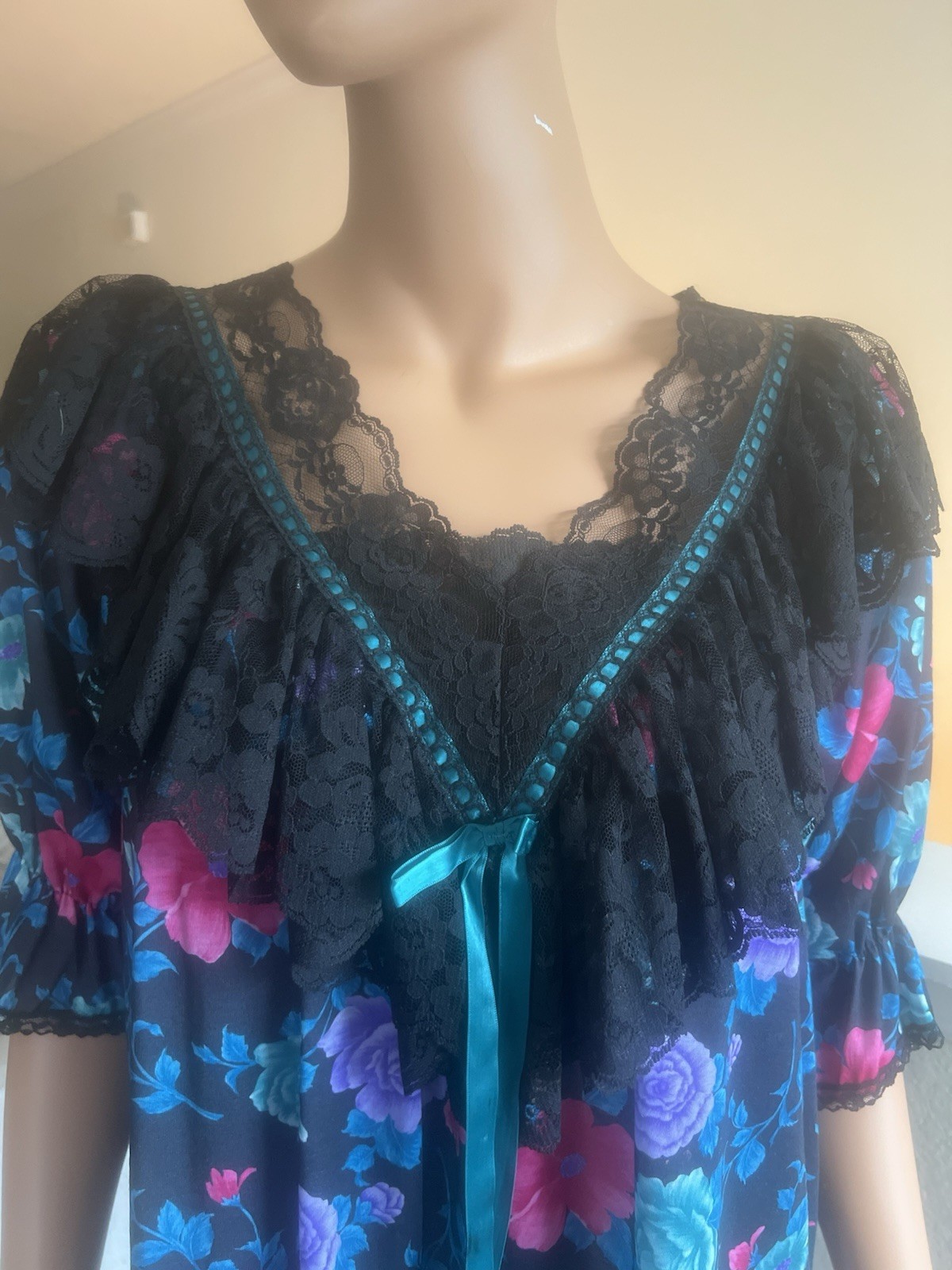 VTG Midnight Magic Nightgown Black Lace Neckline Floral Lolita Gothic One Size