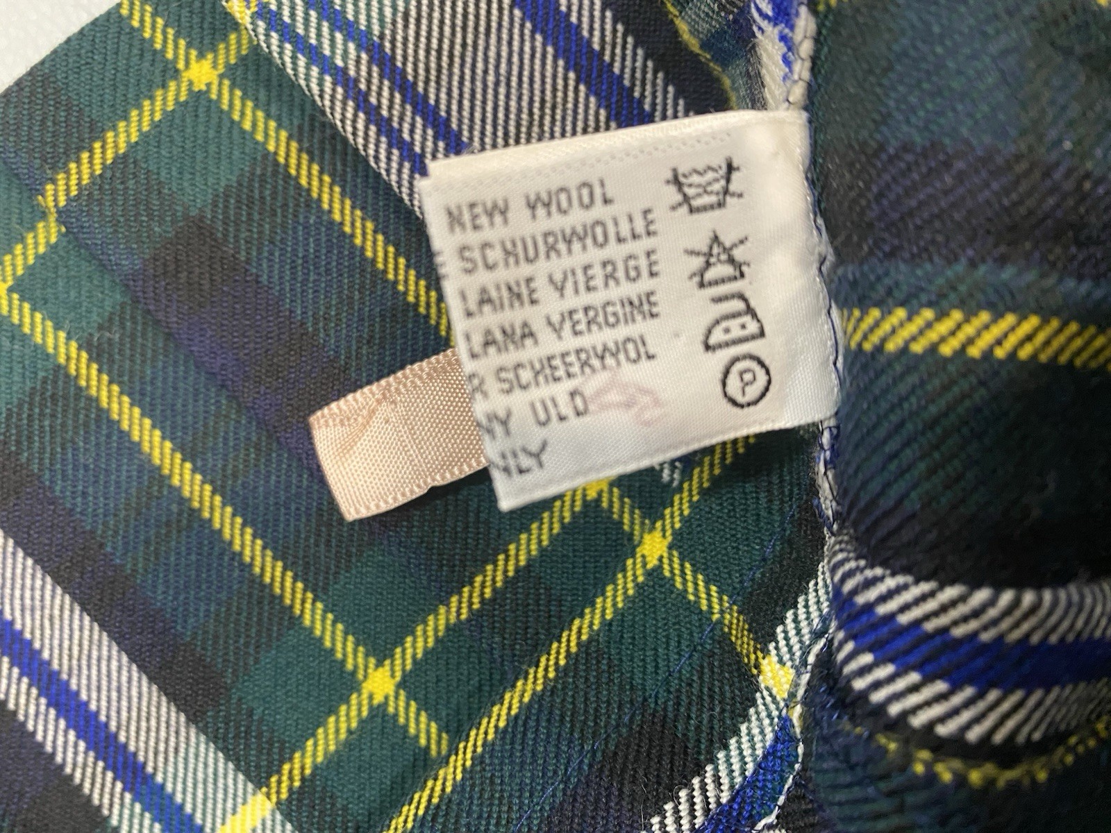 Vintage Tartan Skirt SIZE SMALL 8 plaid blue green kilt buckle midi pleated