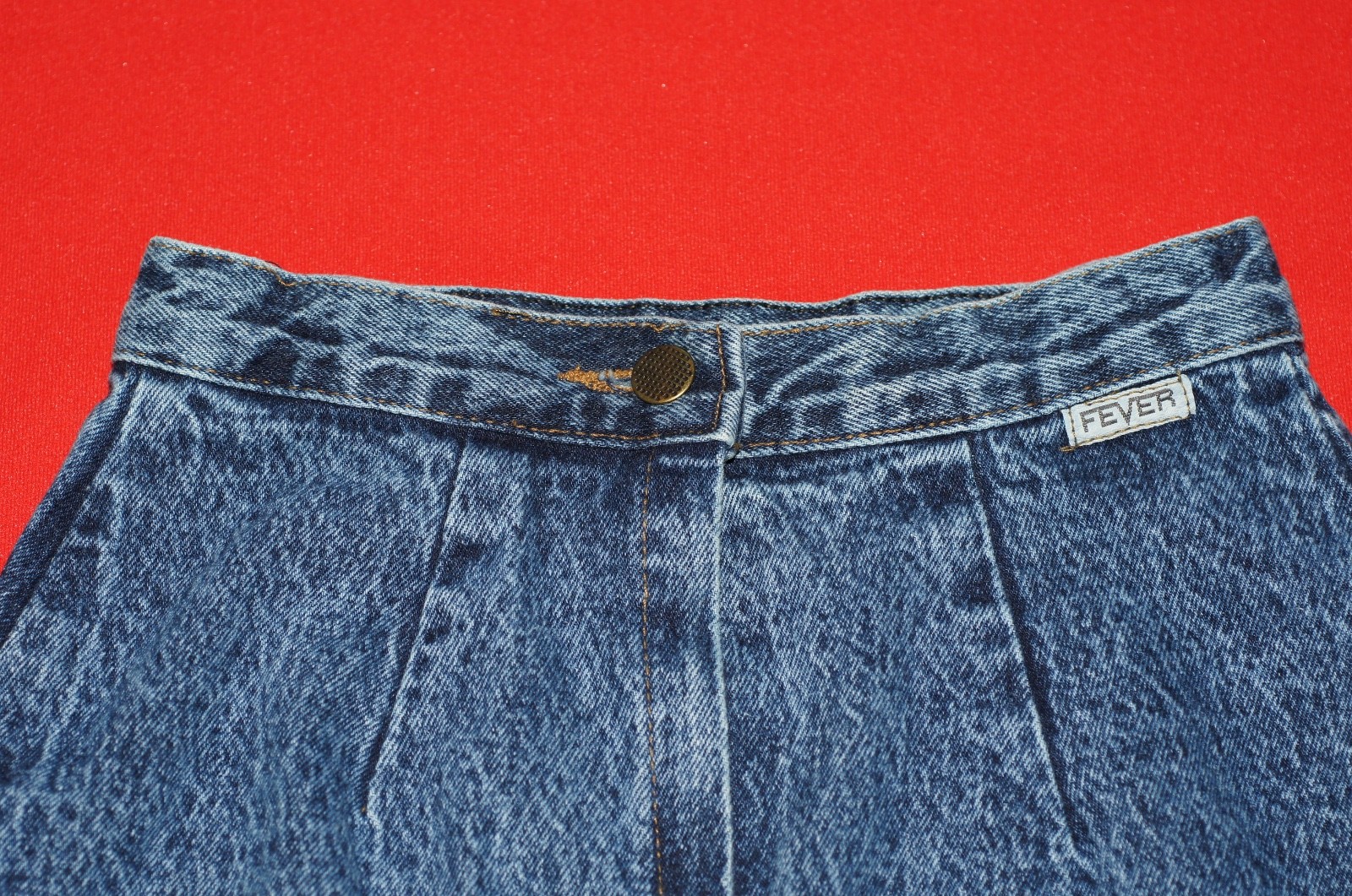 Vintage 1980’s Women’s Fever Blue Denim Skirt Size 5