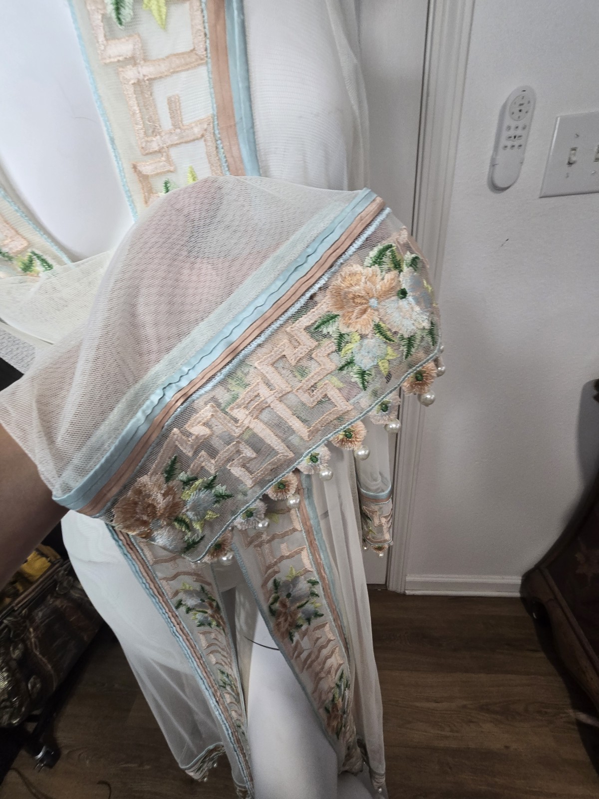 Vintage 20s/30s Sheer Art Deco Asian Style Embroidered Bridal Kinomo Faux Pearls
