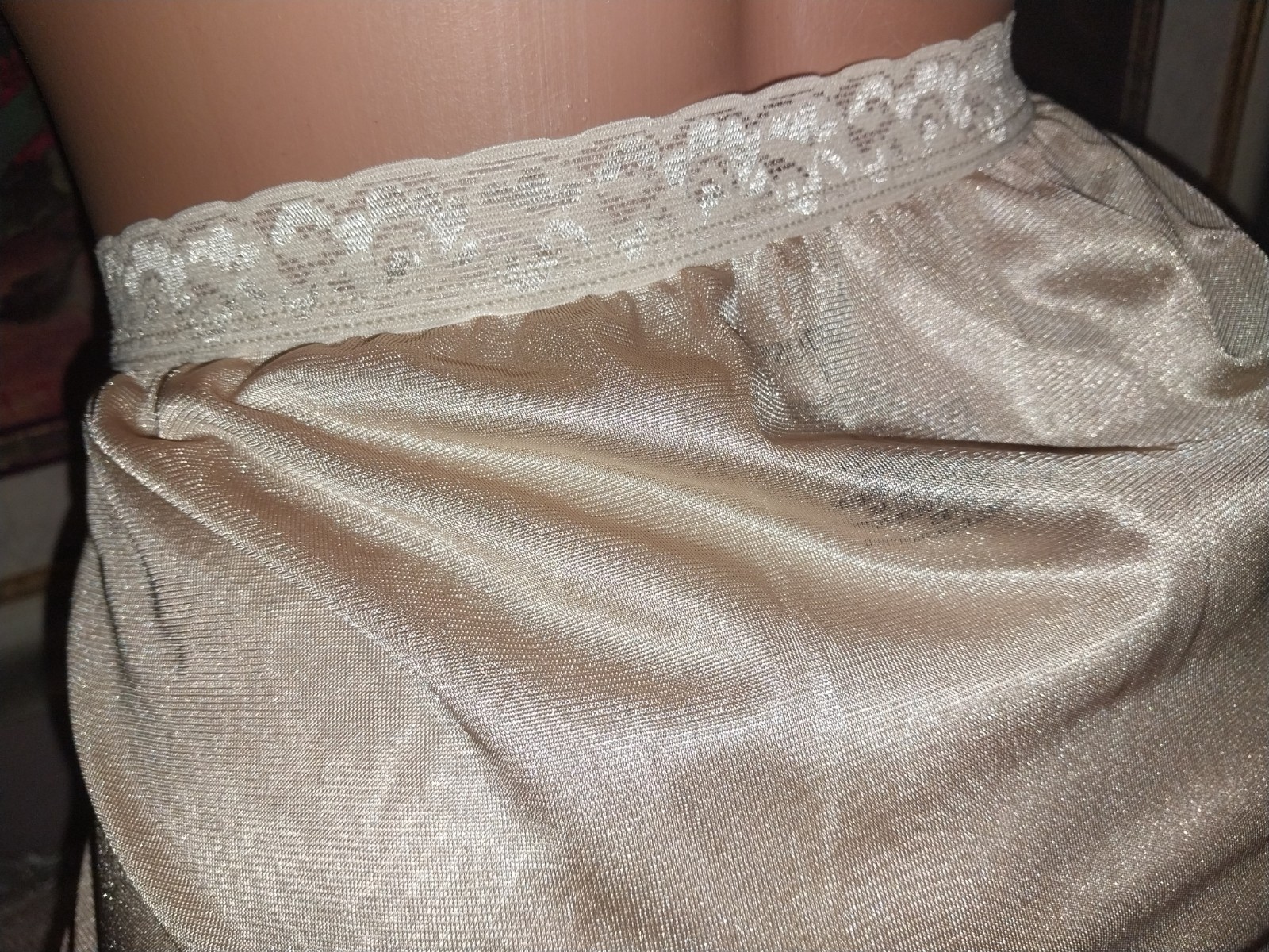 VTG SILKY NYLON HANES LACE WAIST PANTIES SHIMMERY SEMI SHEER SZ 11 48″ NEW