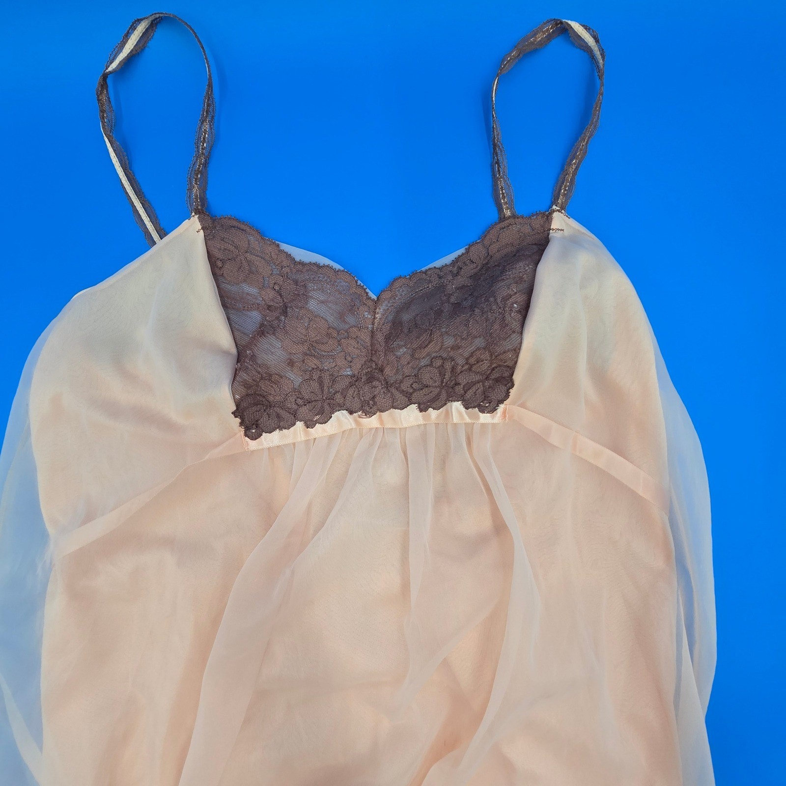 Vintage Vanity Fair Peach Nylon Nightgown Sheer Lace Overlay Empire Waist 34