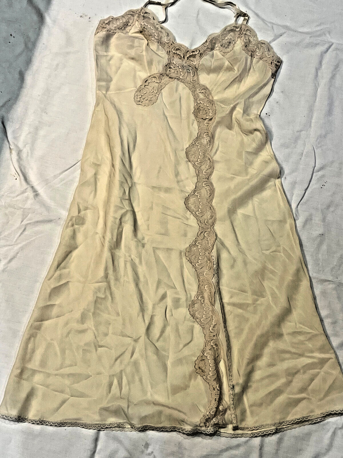 Corhan Blush Lace & Embroidered VINTAGE Sexy Leg Split Full Slip Size 34 T15-3