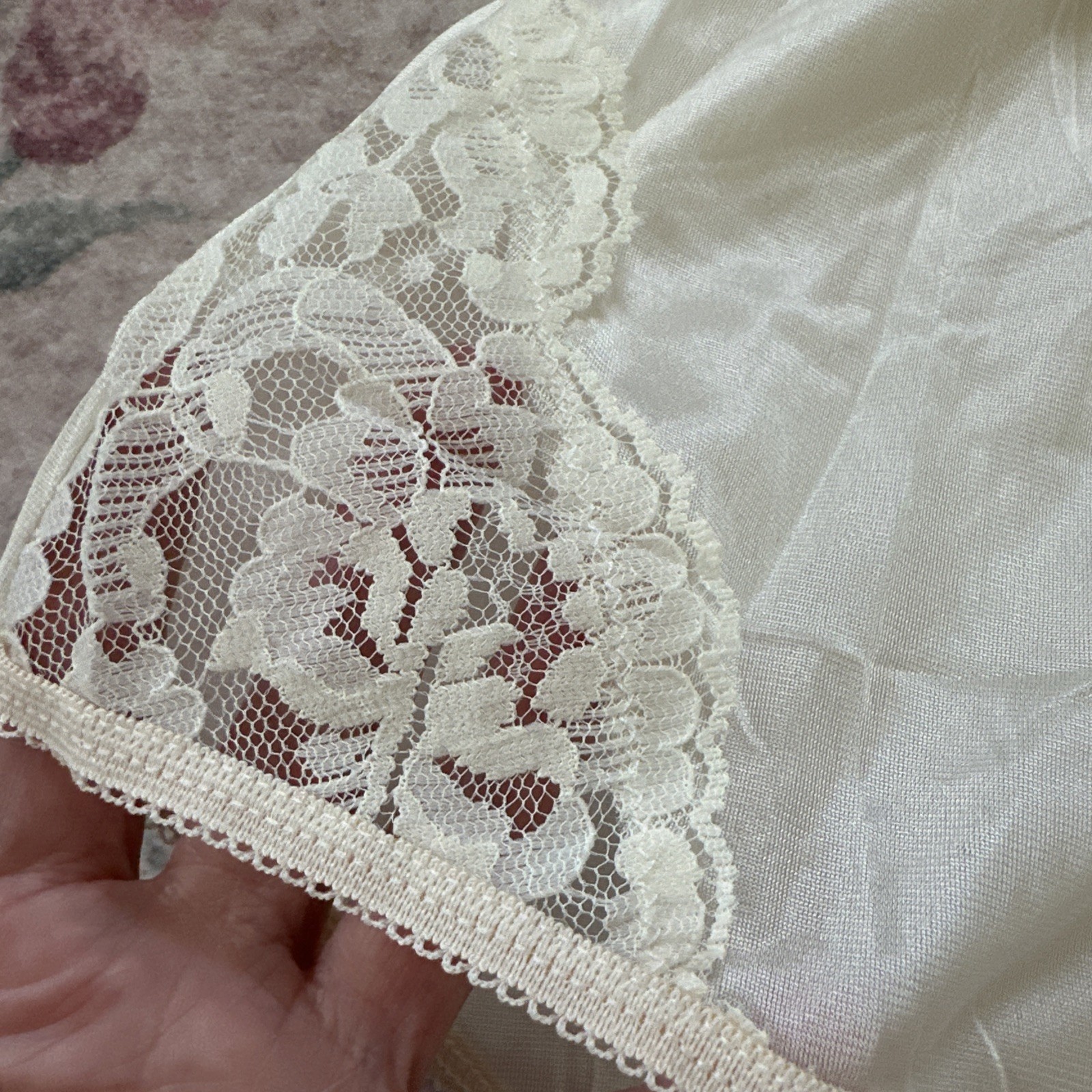 NWT Vintage Vanity Fair Panties Nylon Nouveau 8 XL Inside Tag Candle Glow Cream