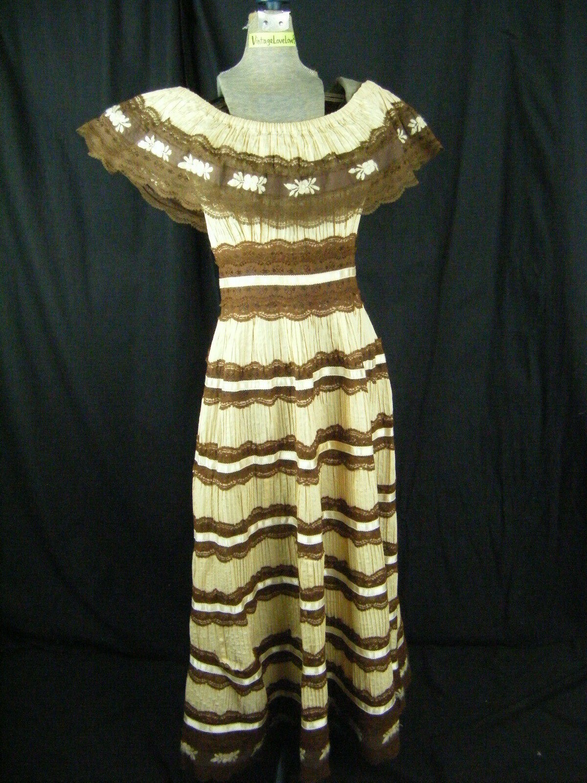 Vtg 60s Mexican Beige Brown Lace Tiered Off Shoulder Full Dress-Bust 34-40/S-M