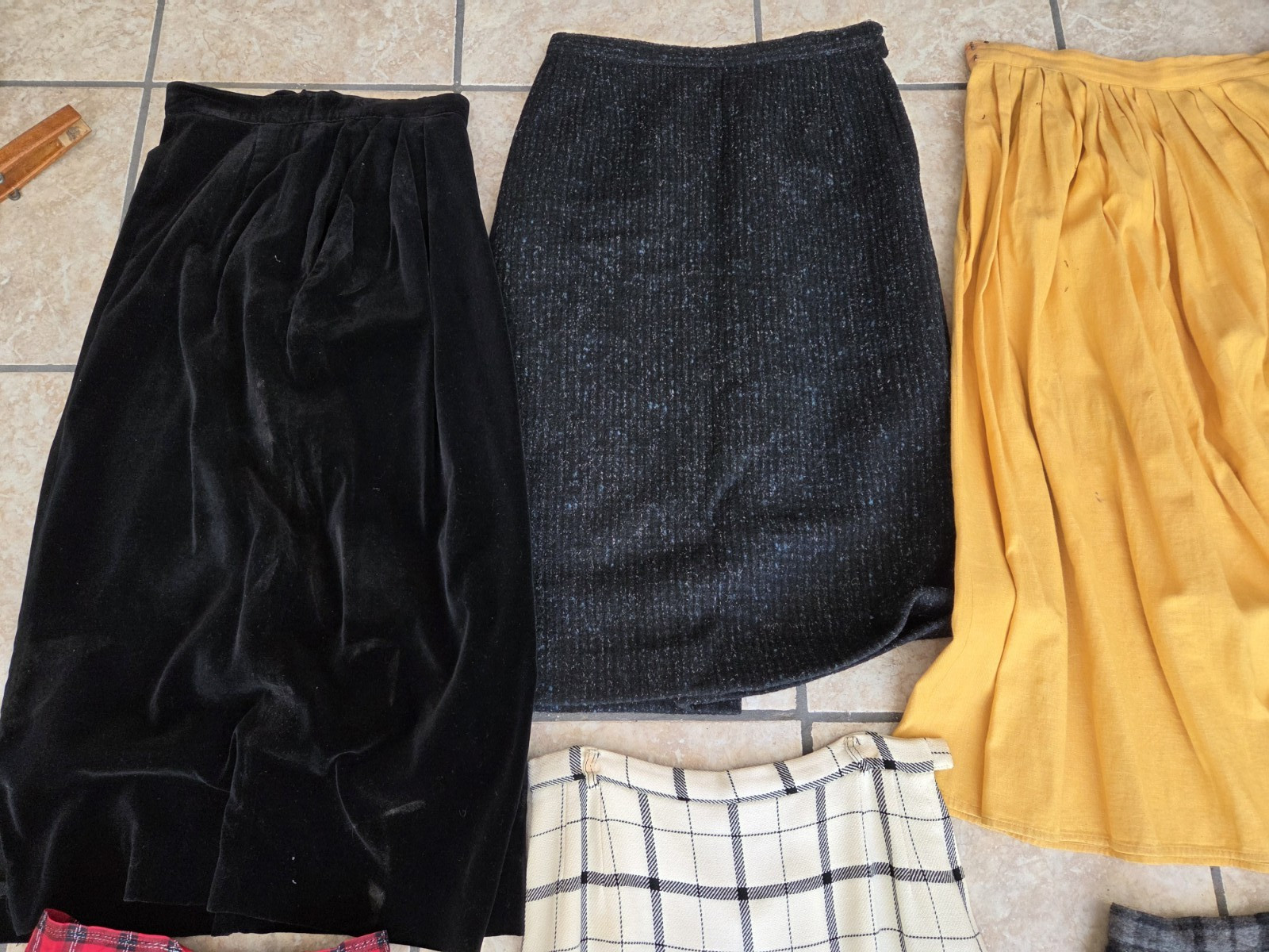 Vtg Lot of 15 1950’s 1960s SKIRTS Wool/Cotton/Straight/Pleated Plaid/Solids ASIS