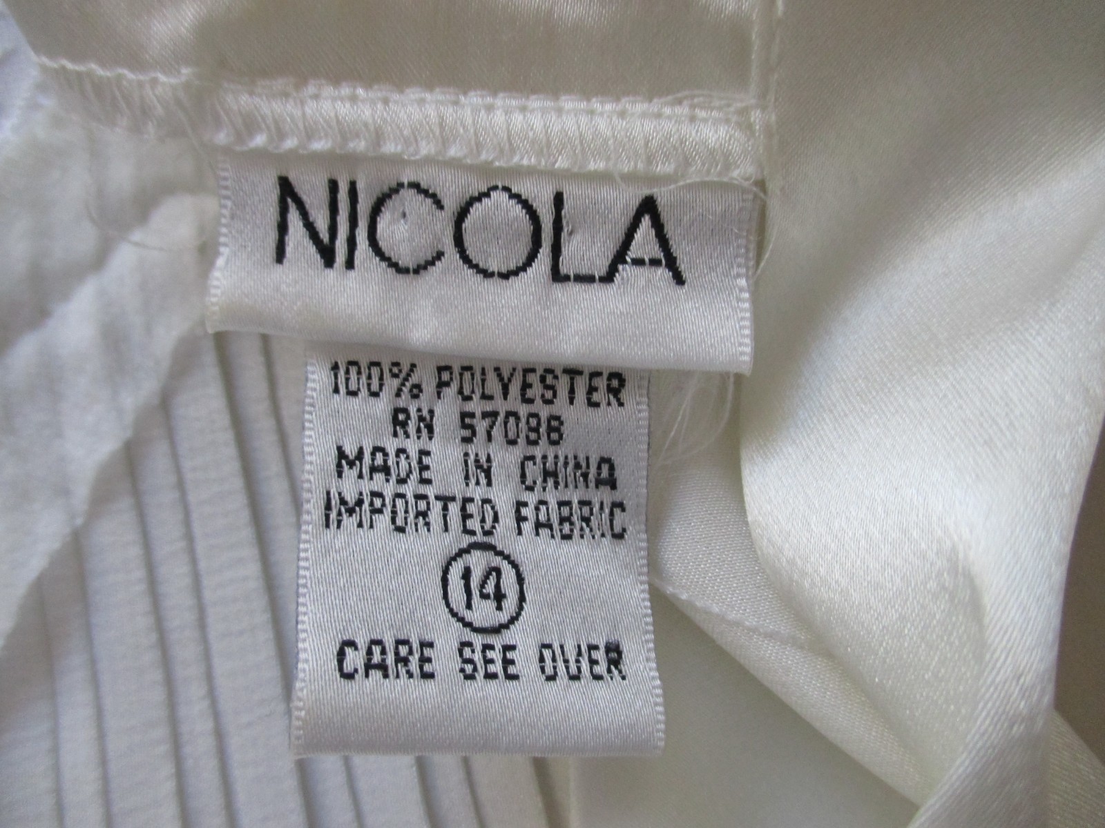 Nicola Blouse Size 14 White Pleated Front Beaded Neckline Vintage Polyester