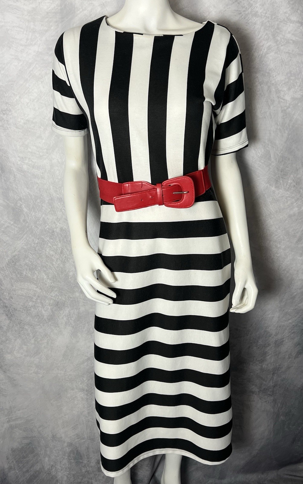 Vintage late 1980s-1990s Jody California Back White Striped Midi Dress Red Belt