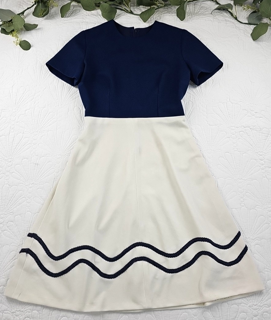 VTG 60’s-70’s Blue and White A-Line Short Sleeve Dress Knee Length Size M