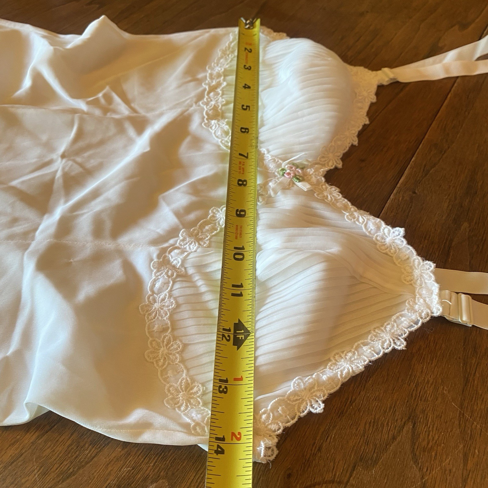 VTG Ivory Lace Mini Nightgown Slip Dress Womens S Ruffle Boudoir Cami Coquette